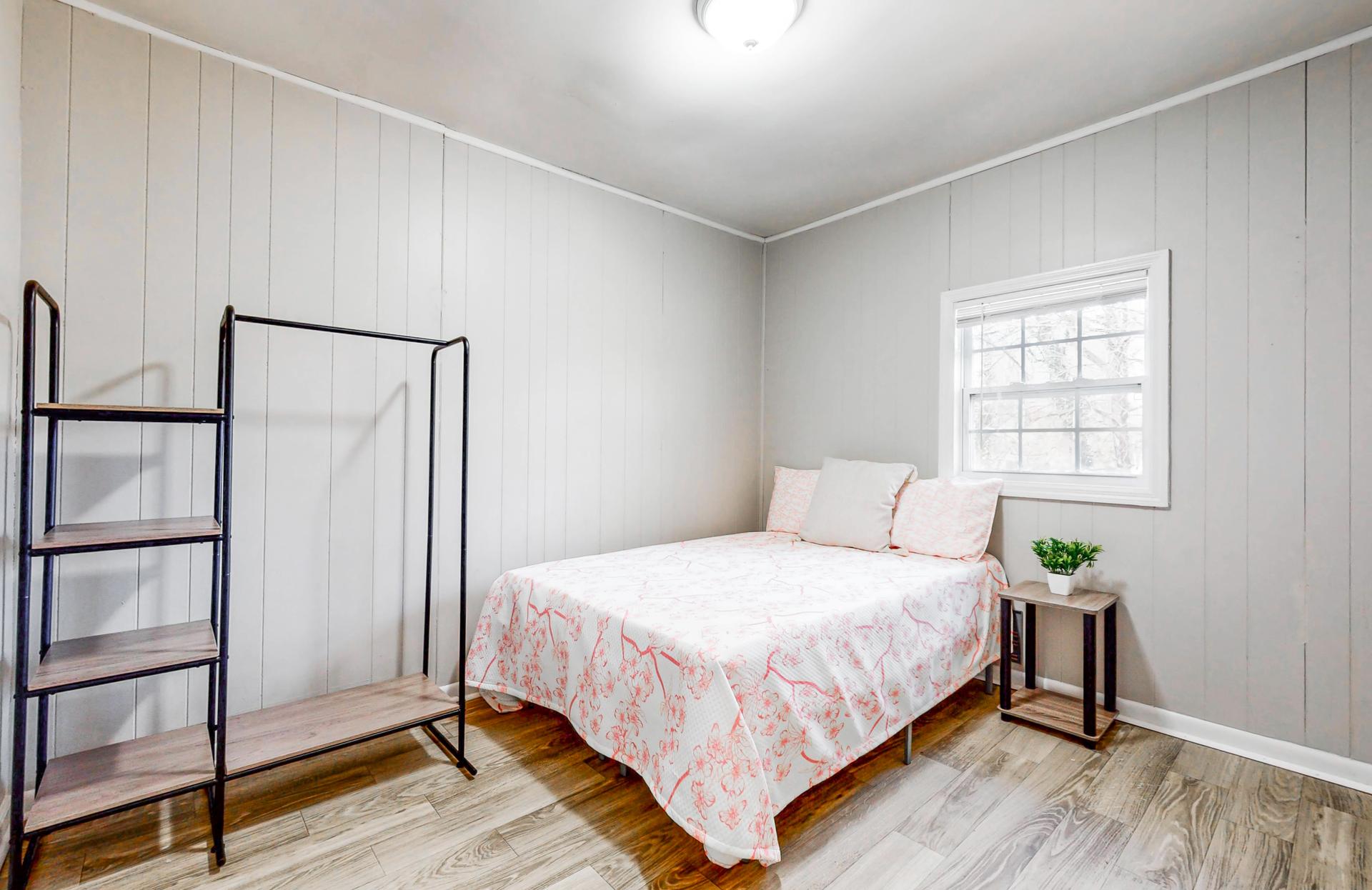 bedroom, detected: bed