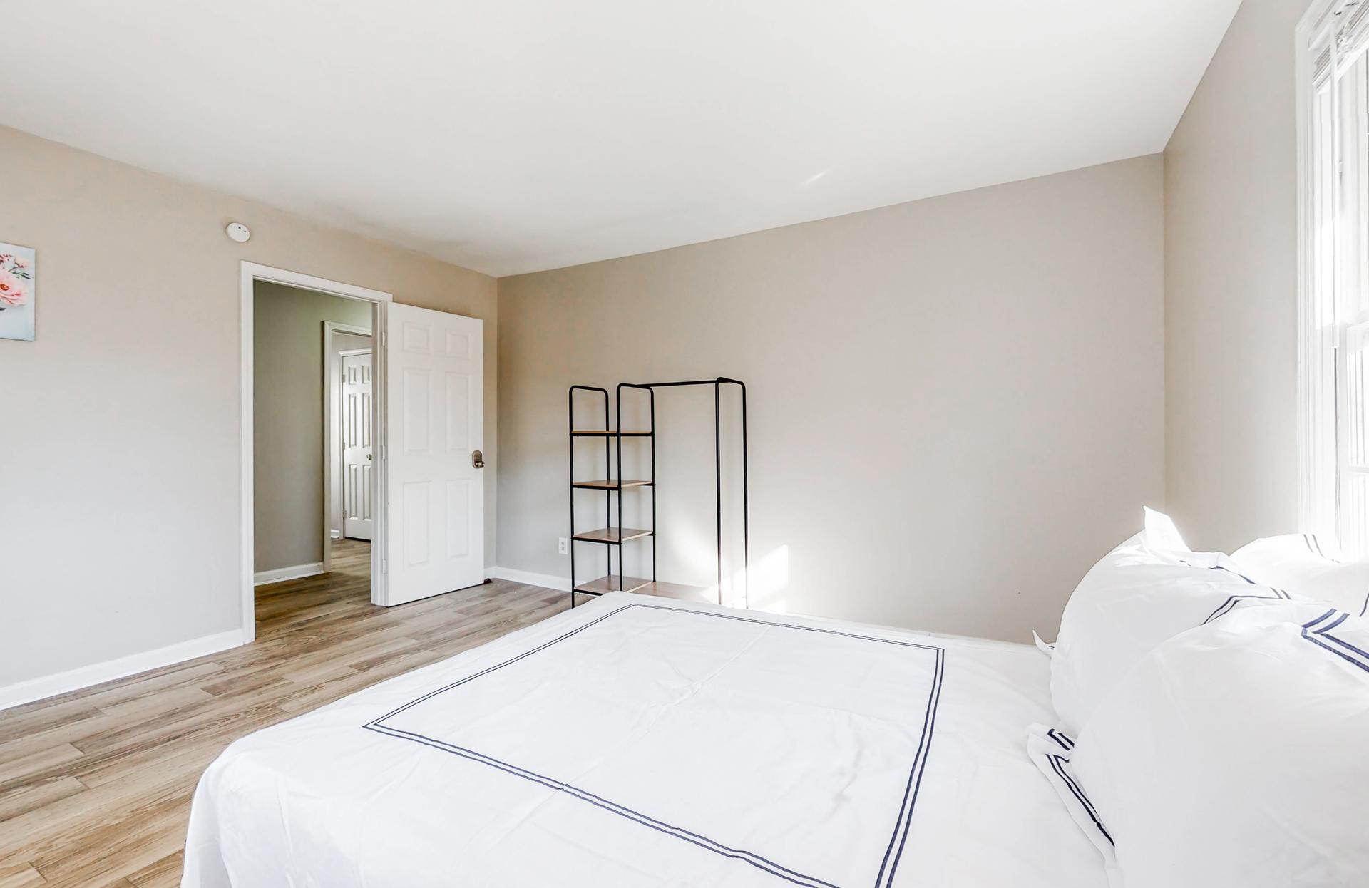 bedroom, detected: bed