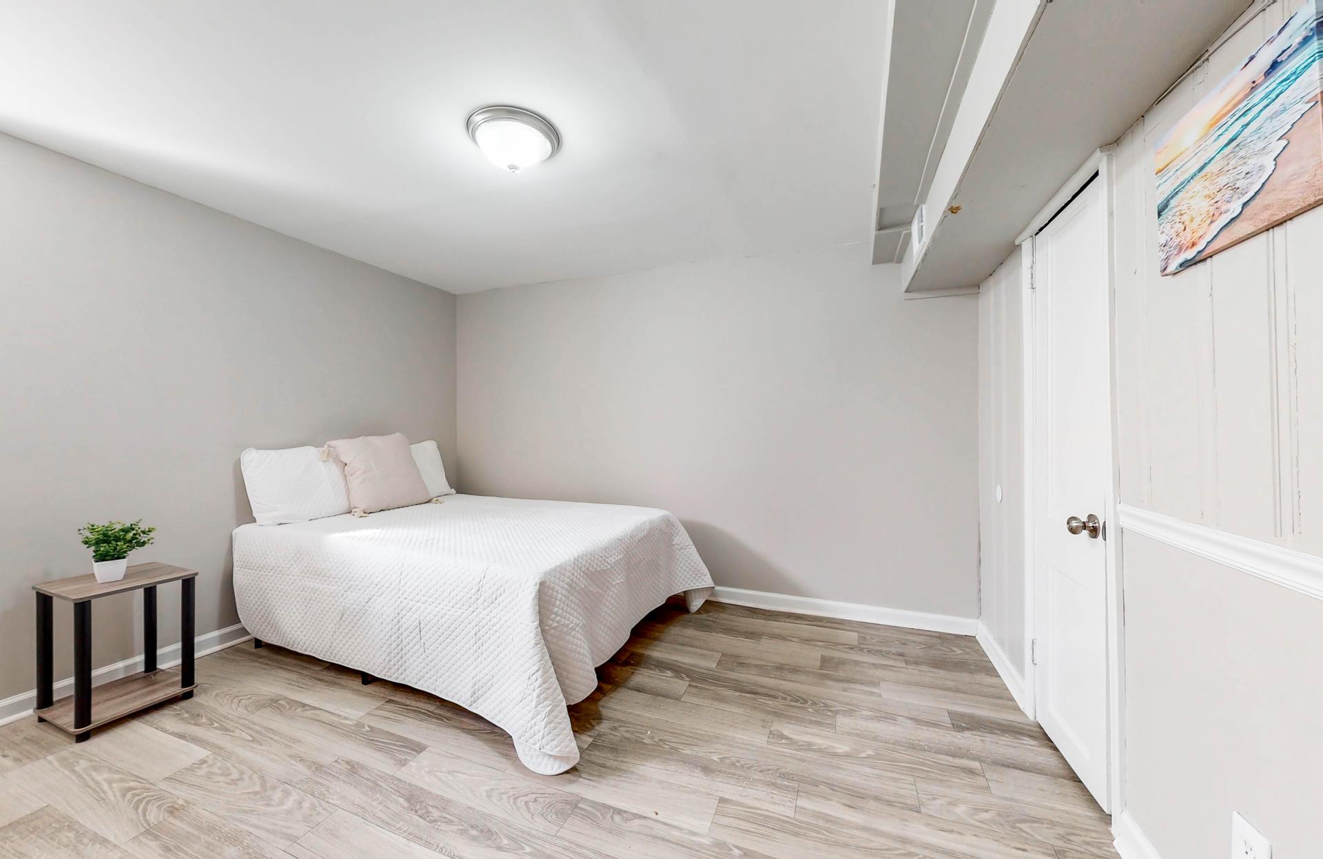 bedroom, detected: bed