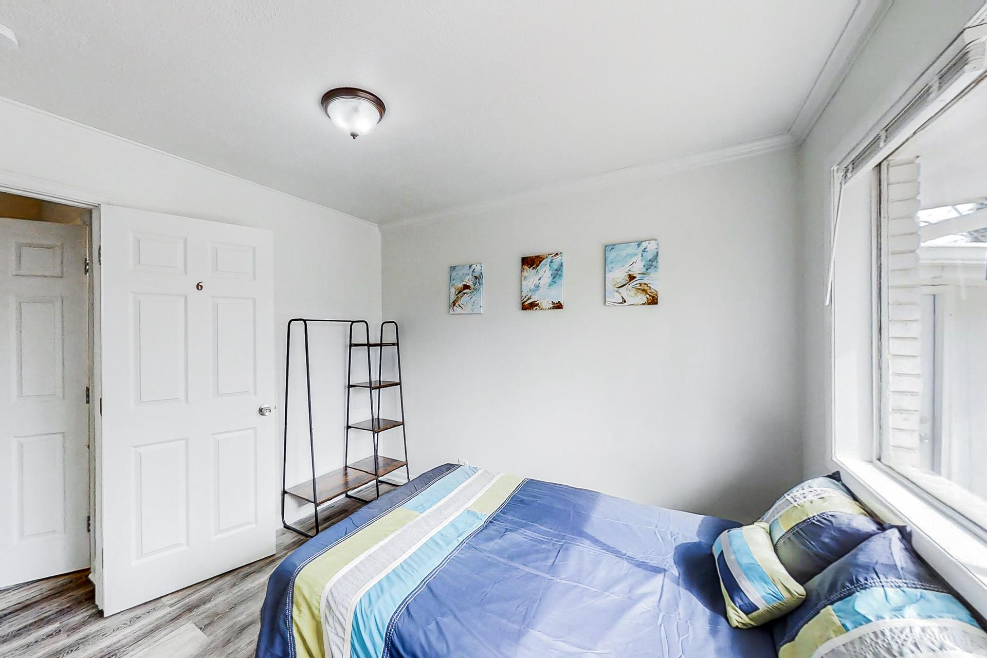 bedroom, detected: bed