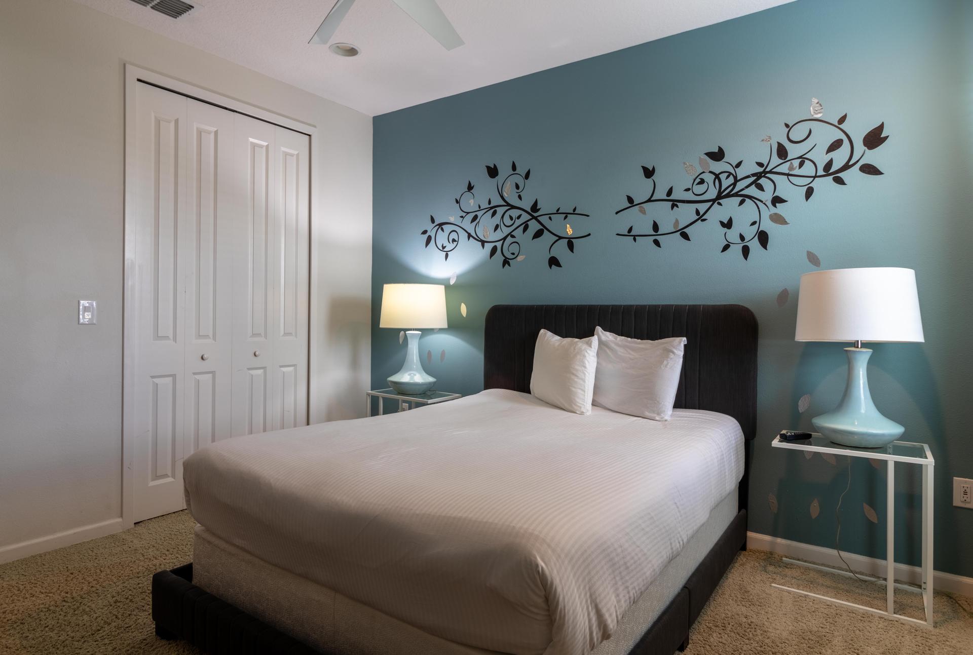 Bedroom #13
Queen size Bed Flat Samsung Roku TV