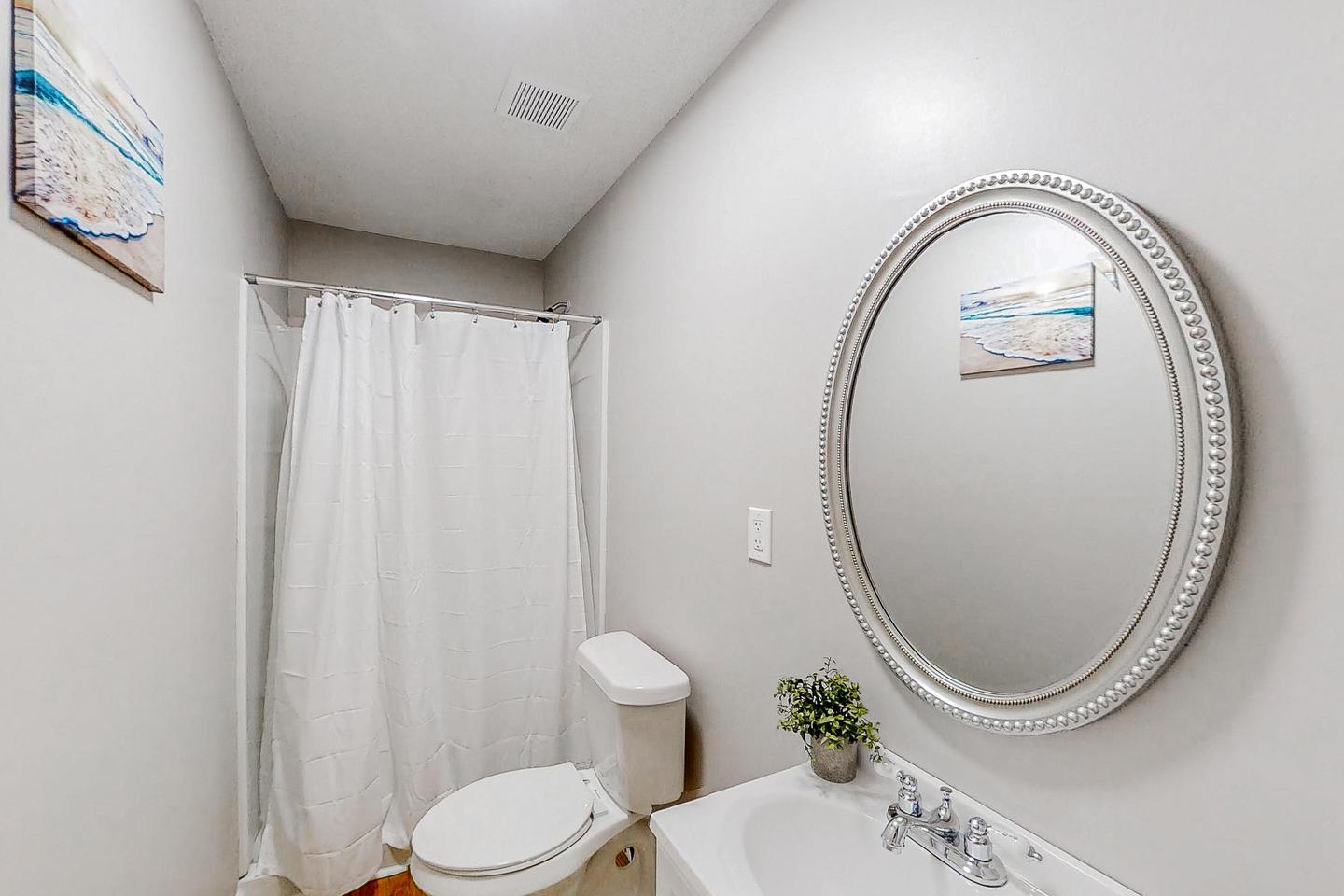 Bathroom(s)