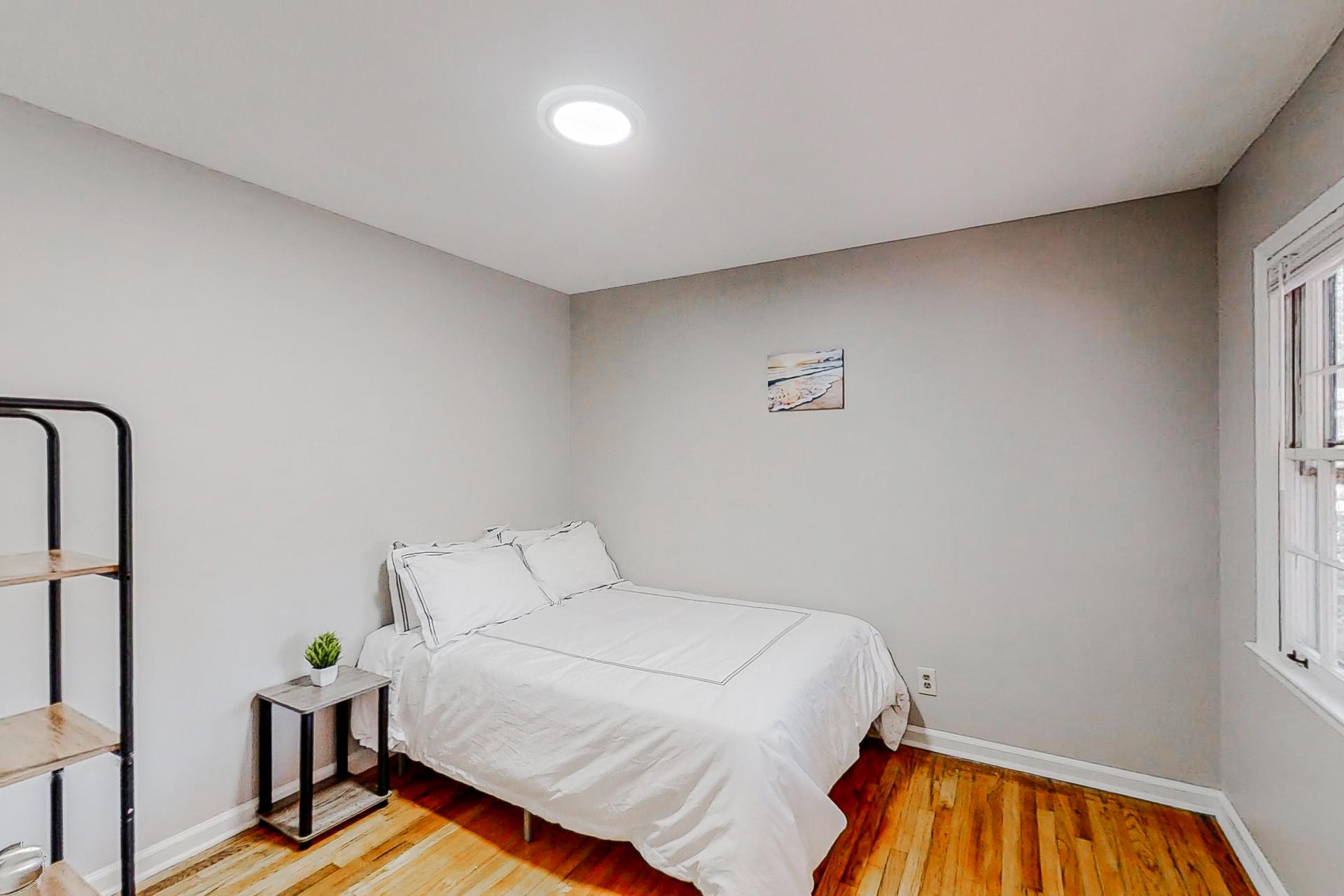 bedroom, detected: bed