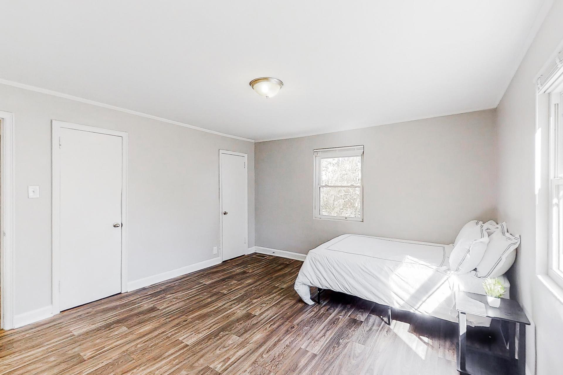 bedroom, detected: bed