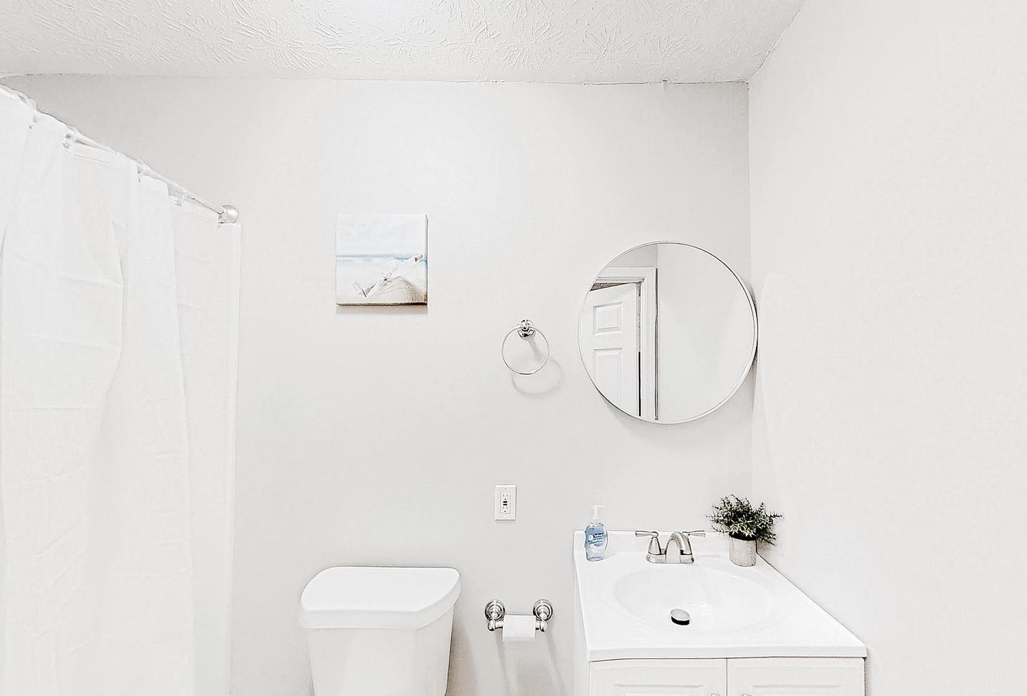 Bathroom(s)