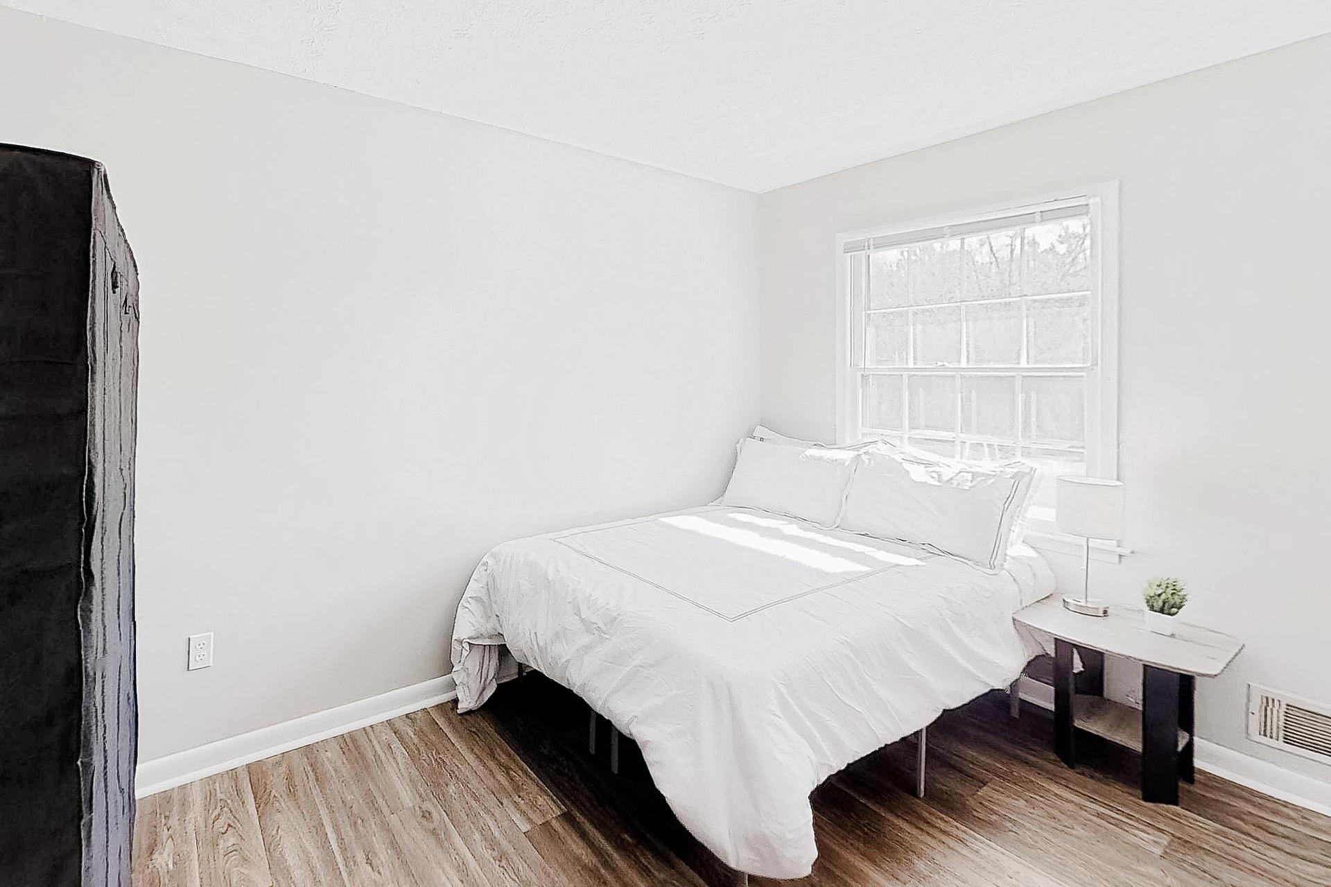 bedroom, detected: bed