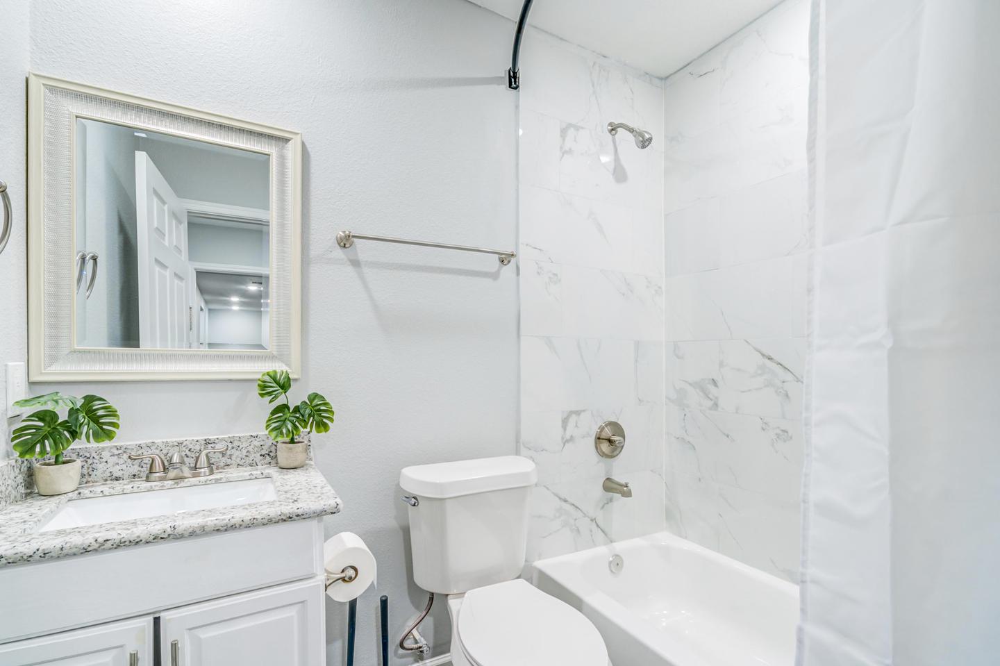 Bathroom(s)