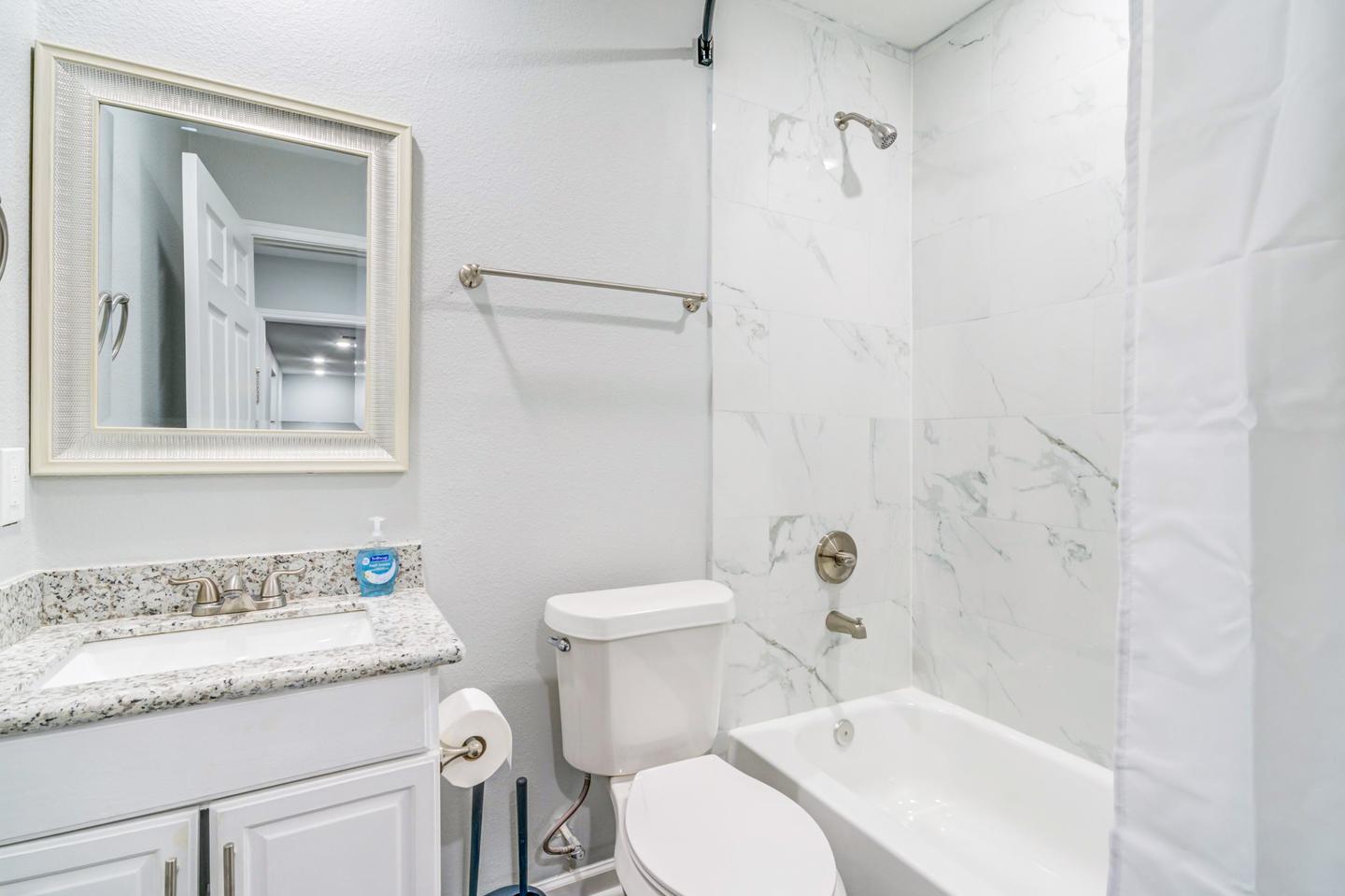 Bathroom(s)