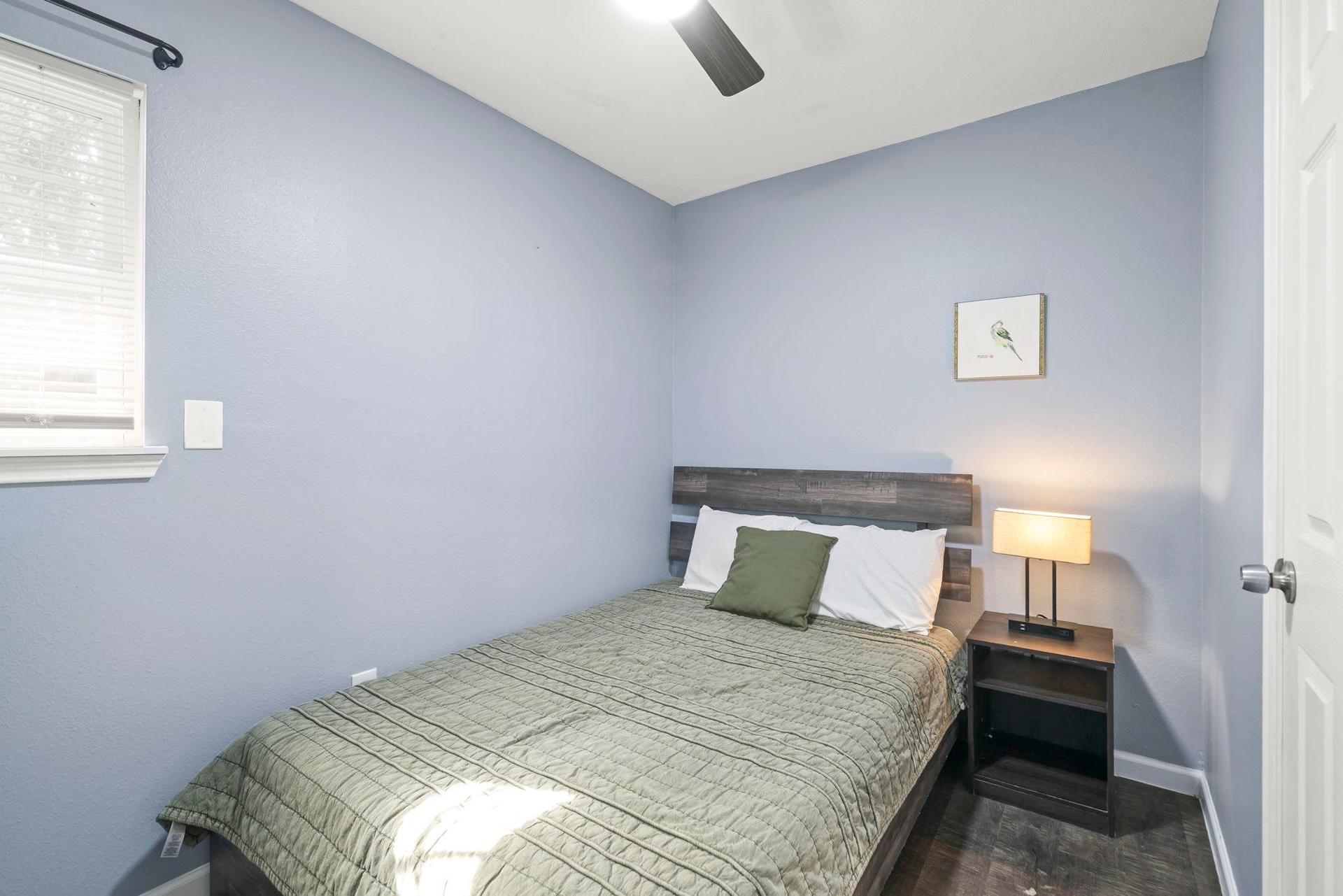 bedroom, detected:bed