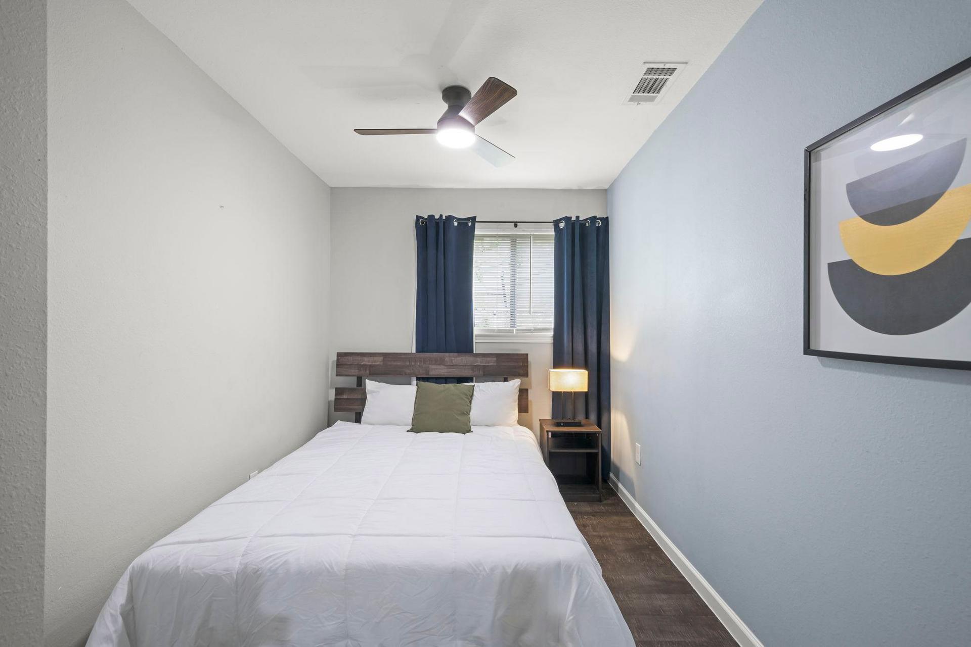 bedroom, detected:bed, ceiling fan