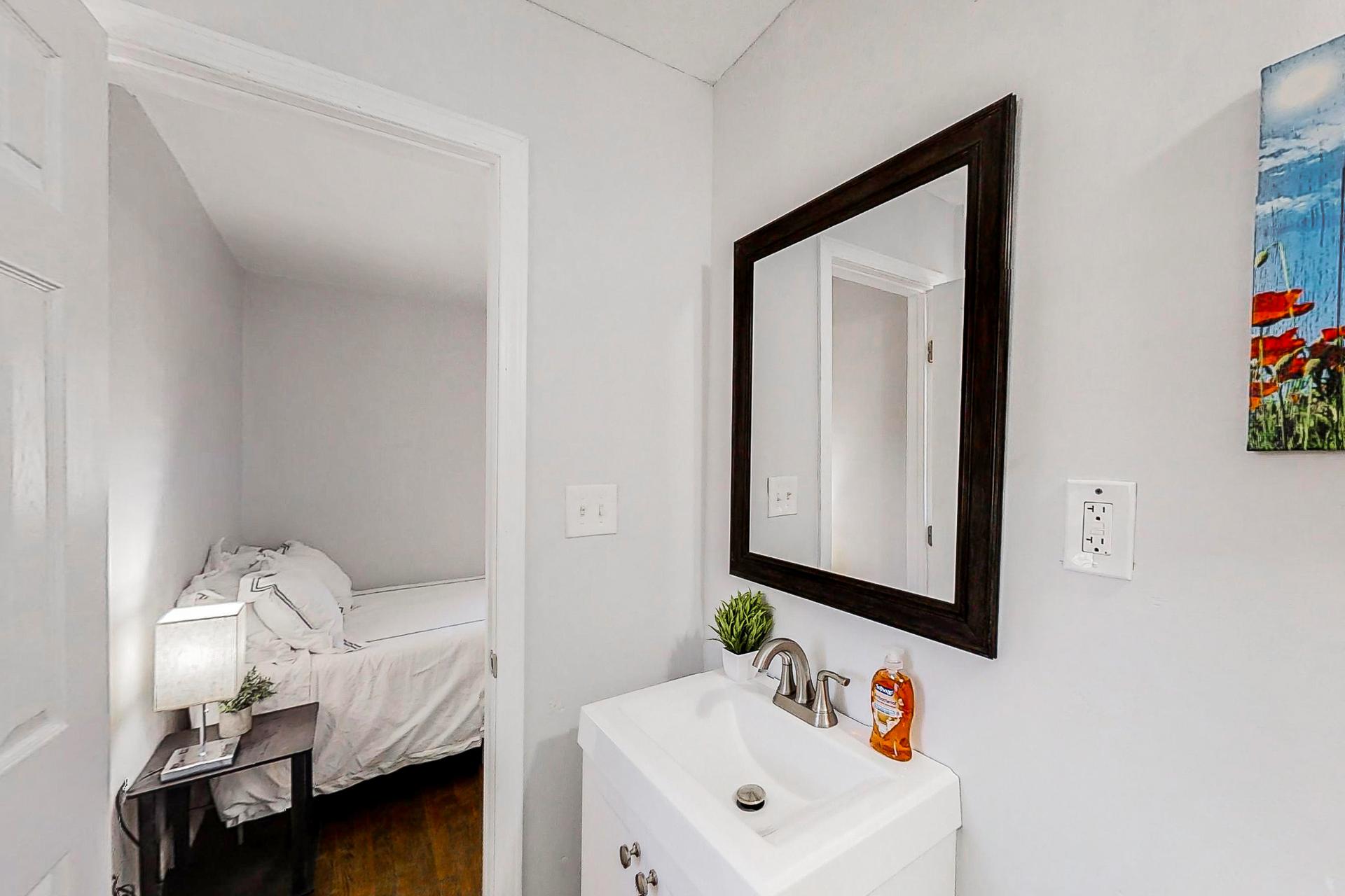 bathroom, detected: