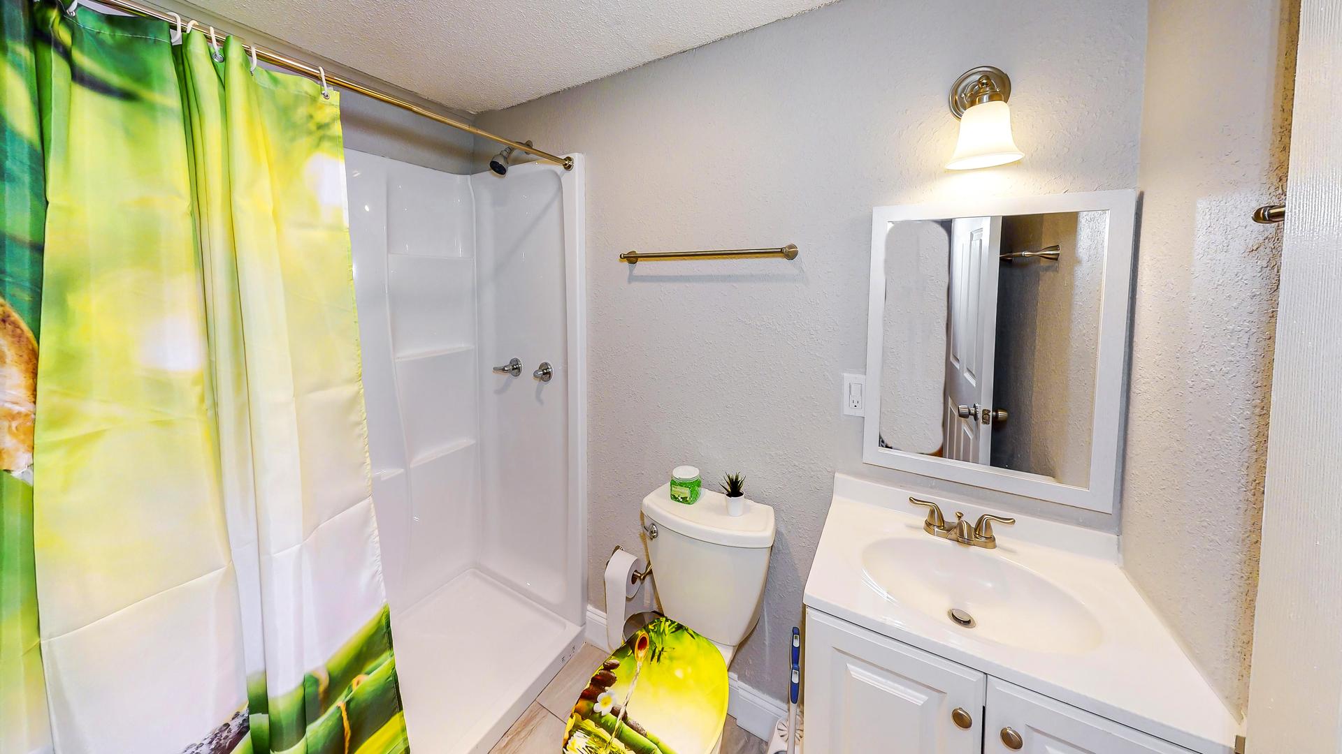Bathroom(s)