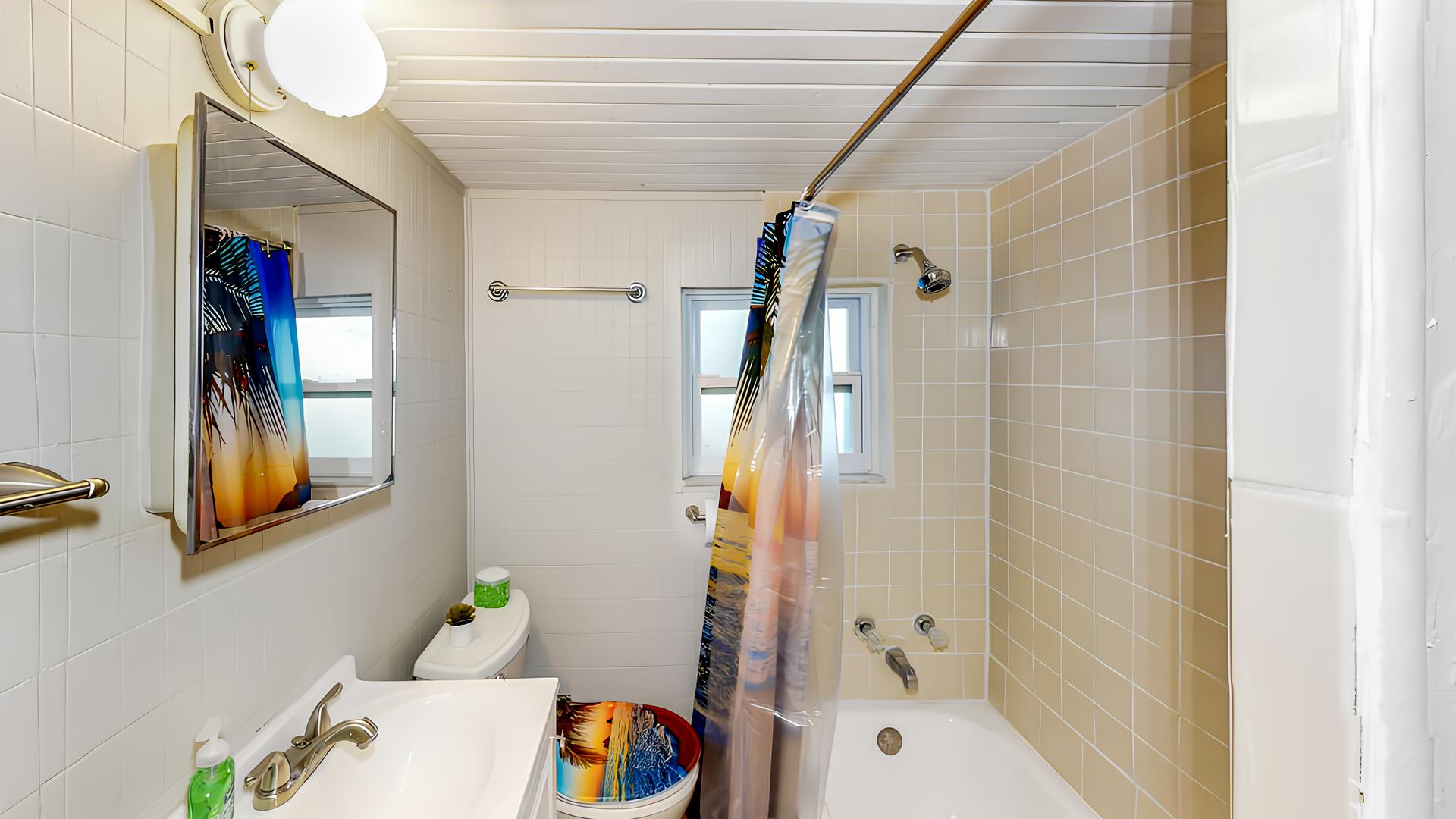 Bathroom(s)
