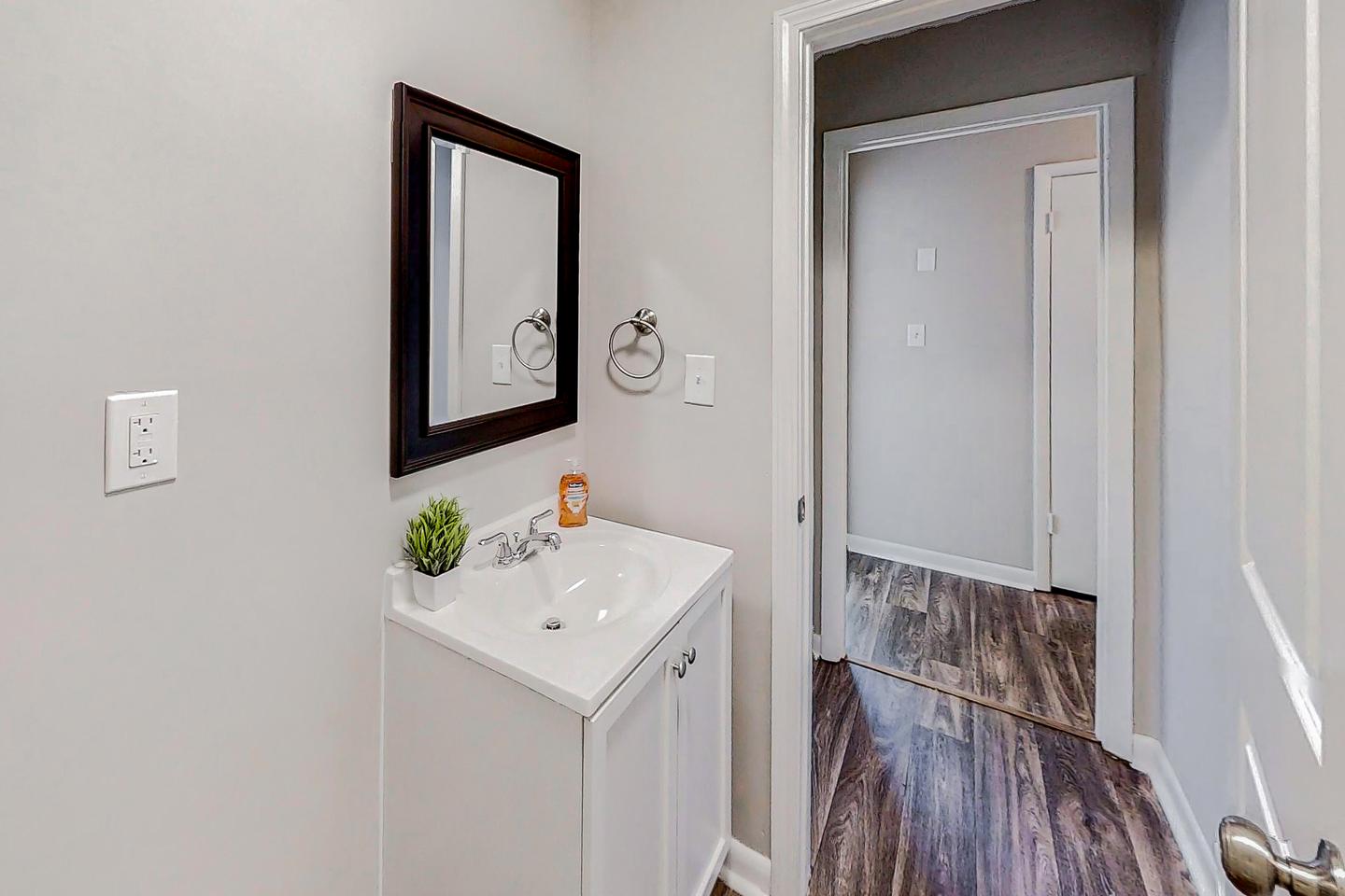 Bathroom(s)