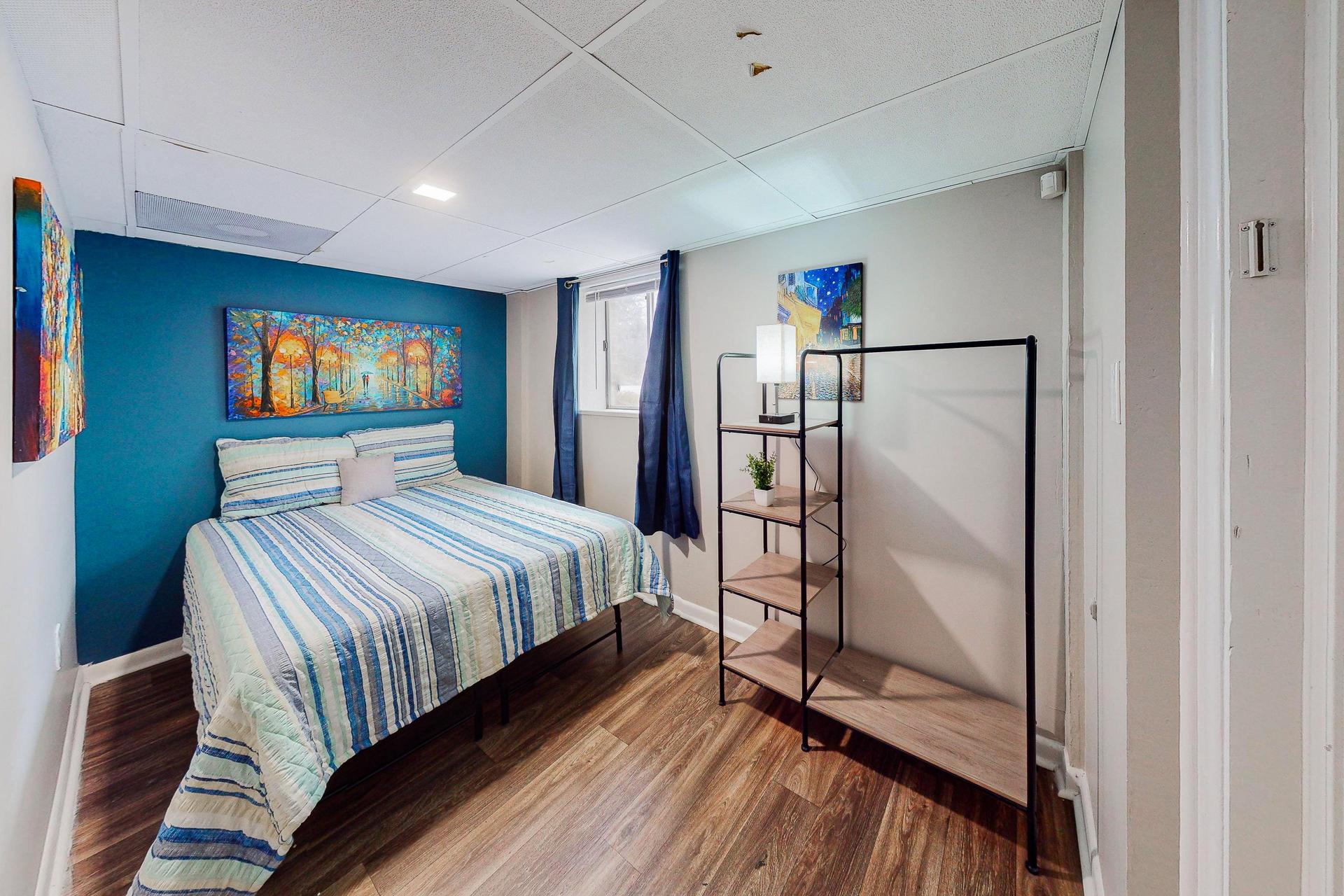 bedroom, detected:bed, ceiling fan