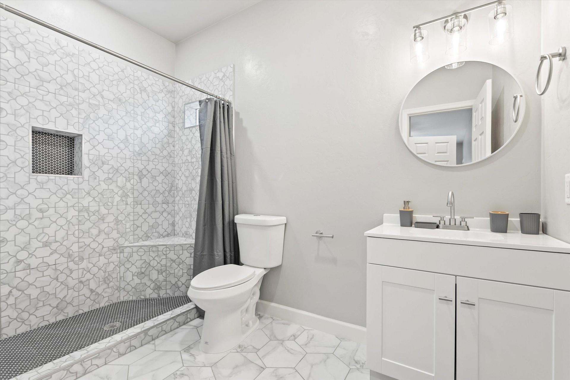 Bedroom 4 Private Bathroom