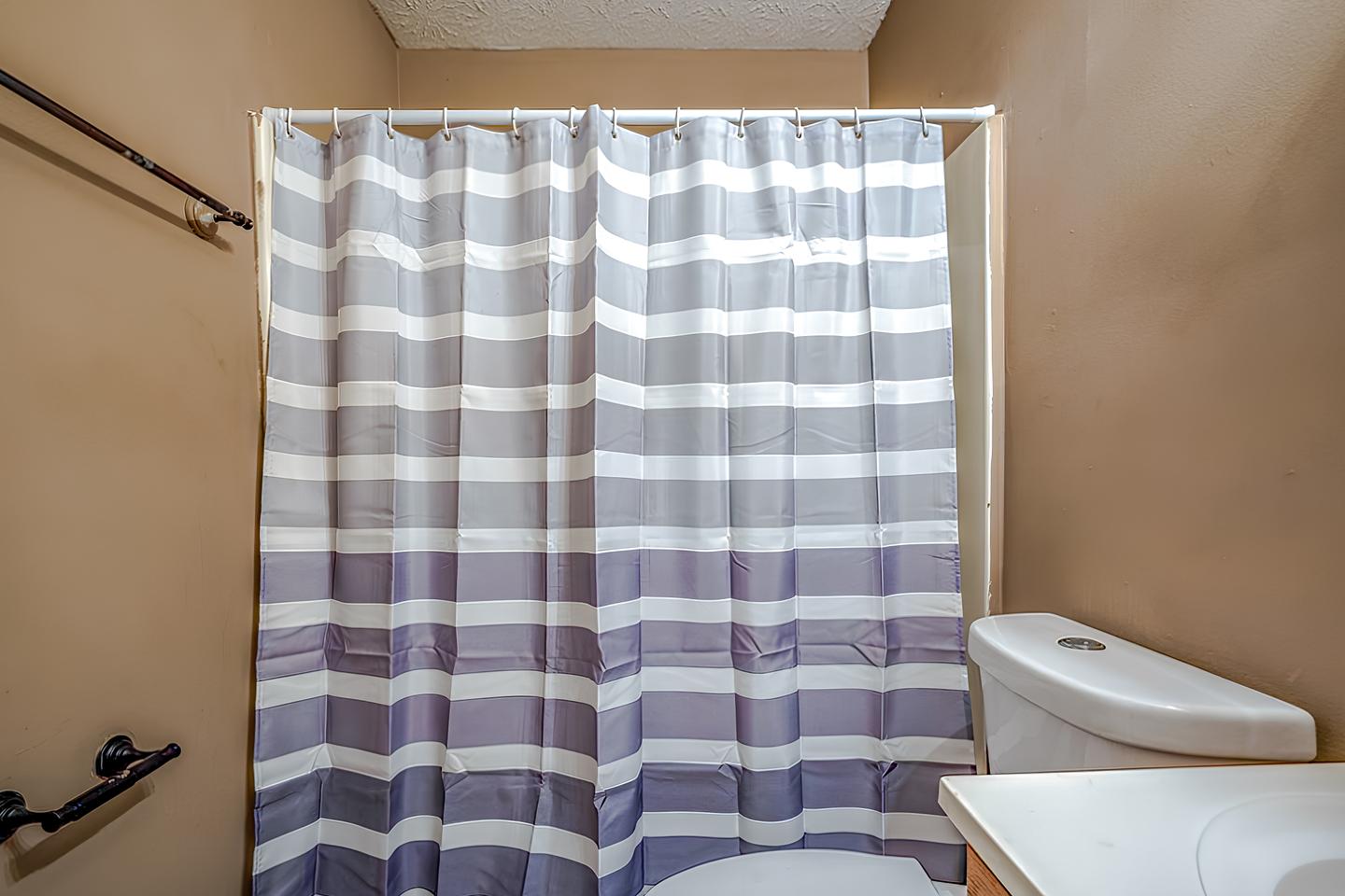 Bathroom(s)