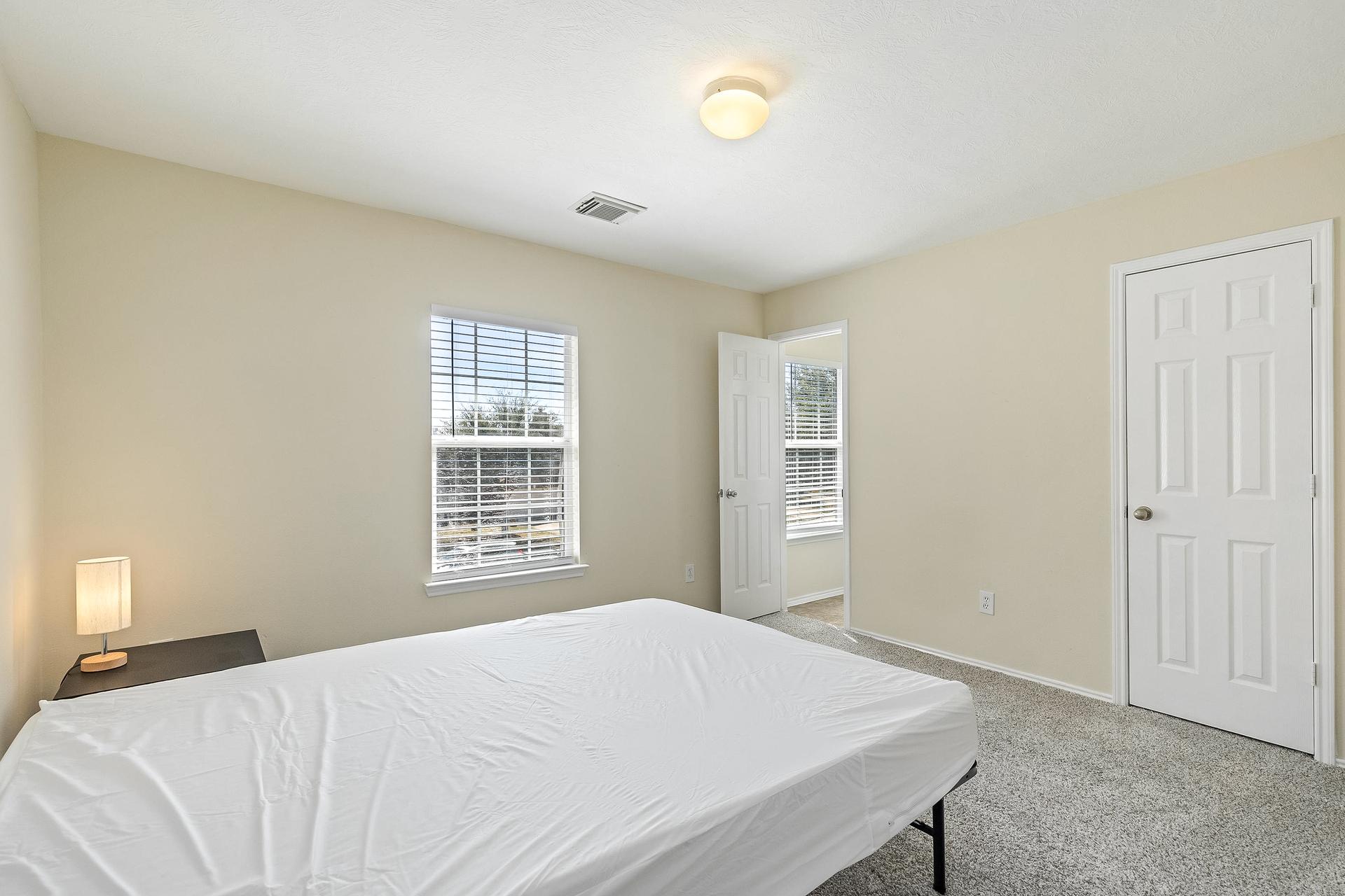 bedroom, detected: bed