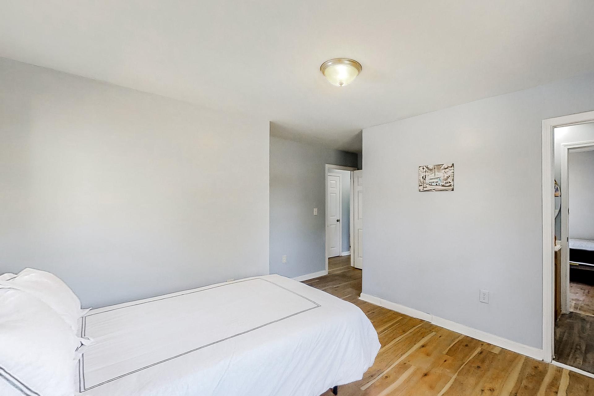 bedroom, detected: bed