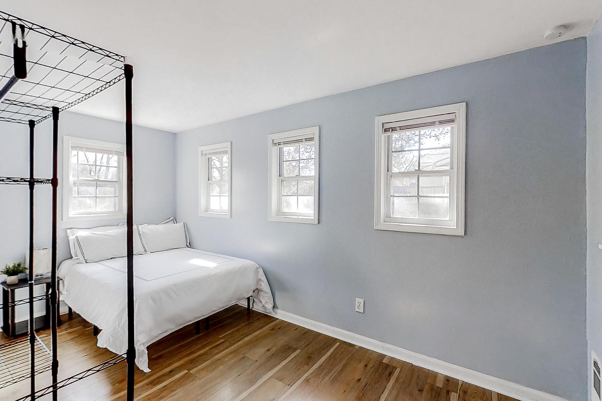 bedroom, detected: bed