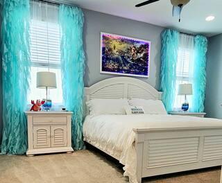 Master Suite King bed