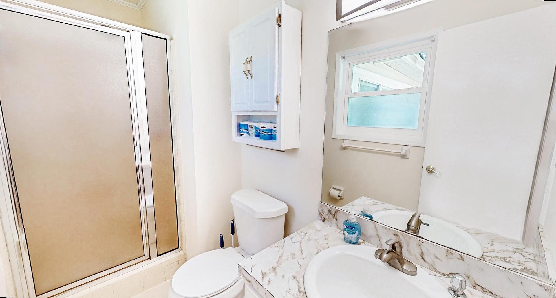 bathroom, detected: toilet