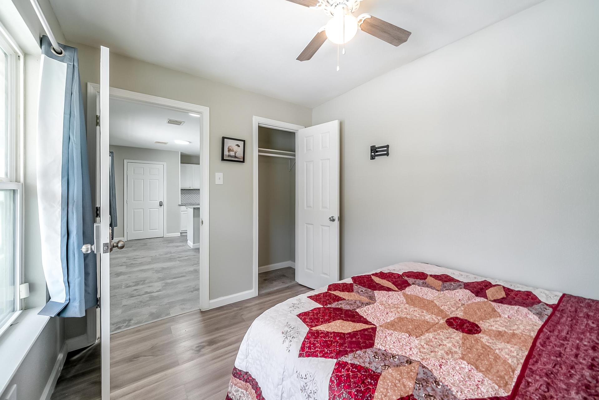 bedroom, detected: ceiling fan, window blind, bed