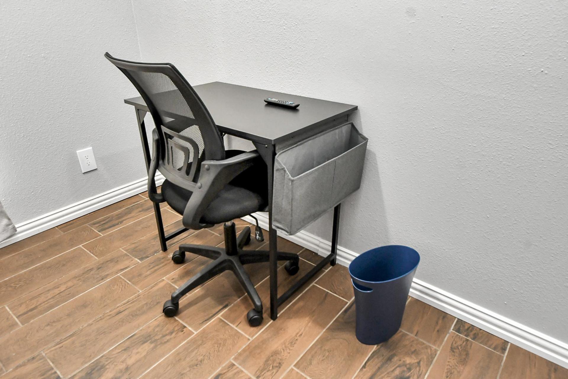 Room 3 desk and chair