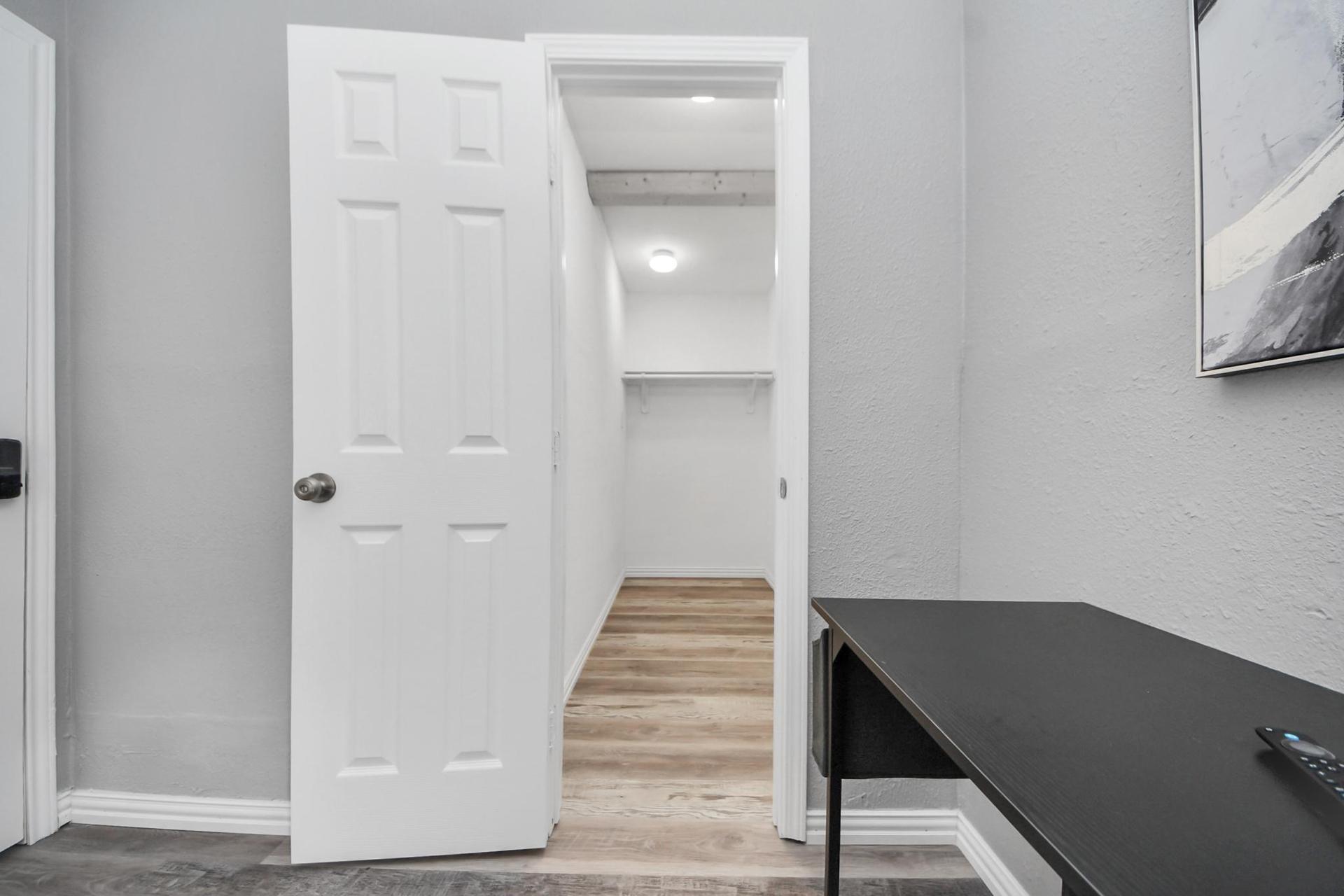Room 6 closet