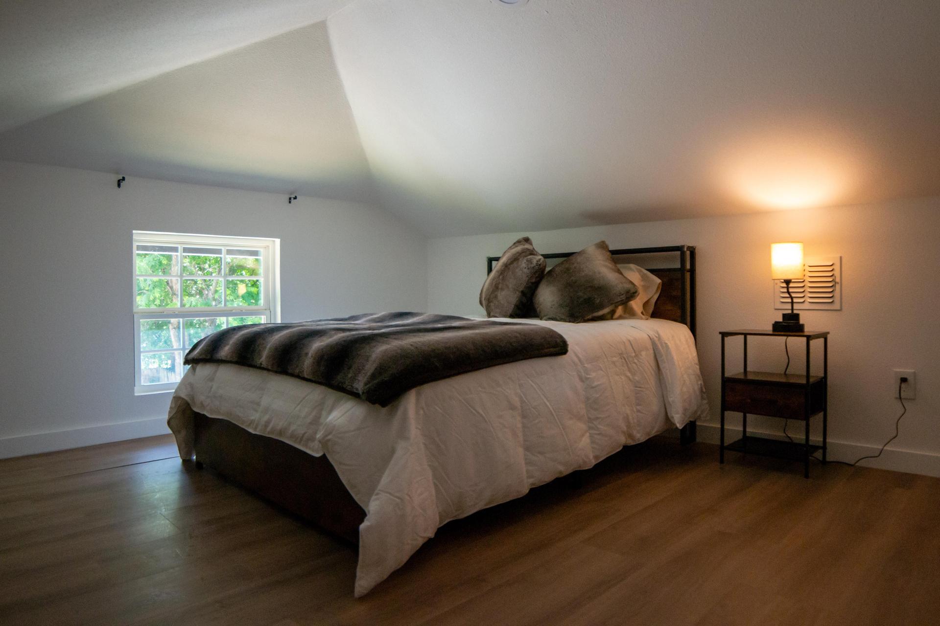 Room #7.