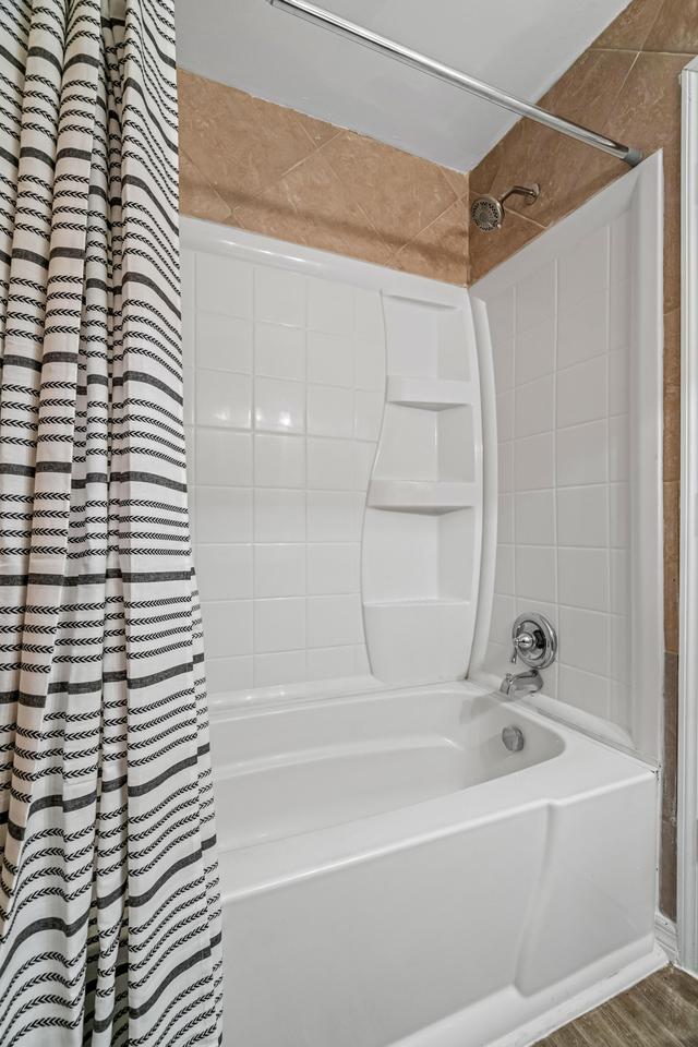 Bathroom(s)