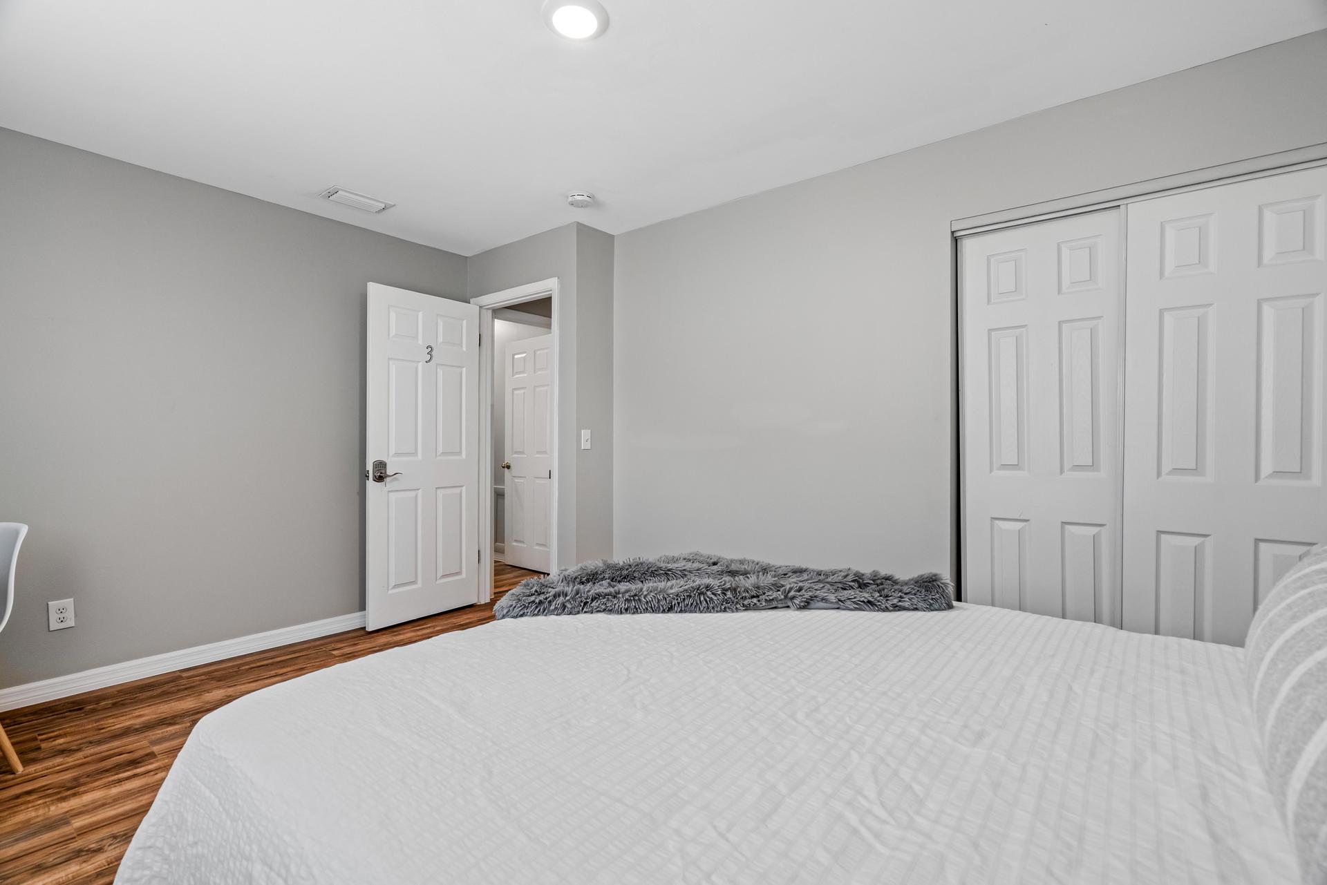 bedroom, detected: bed