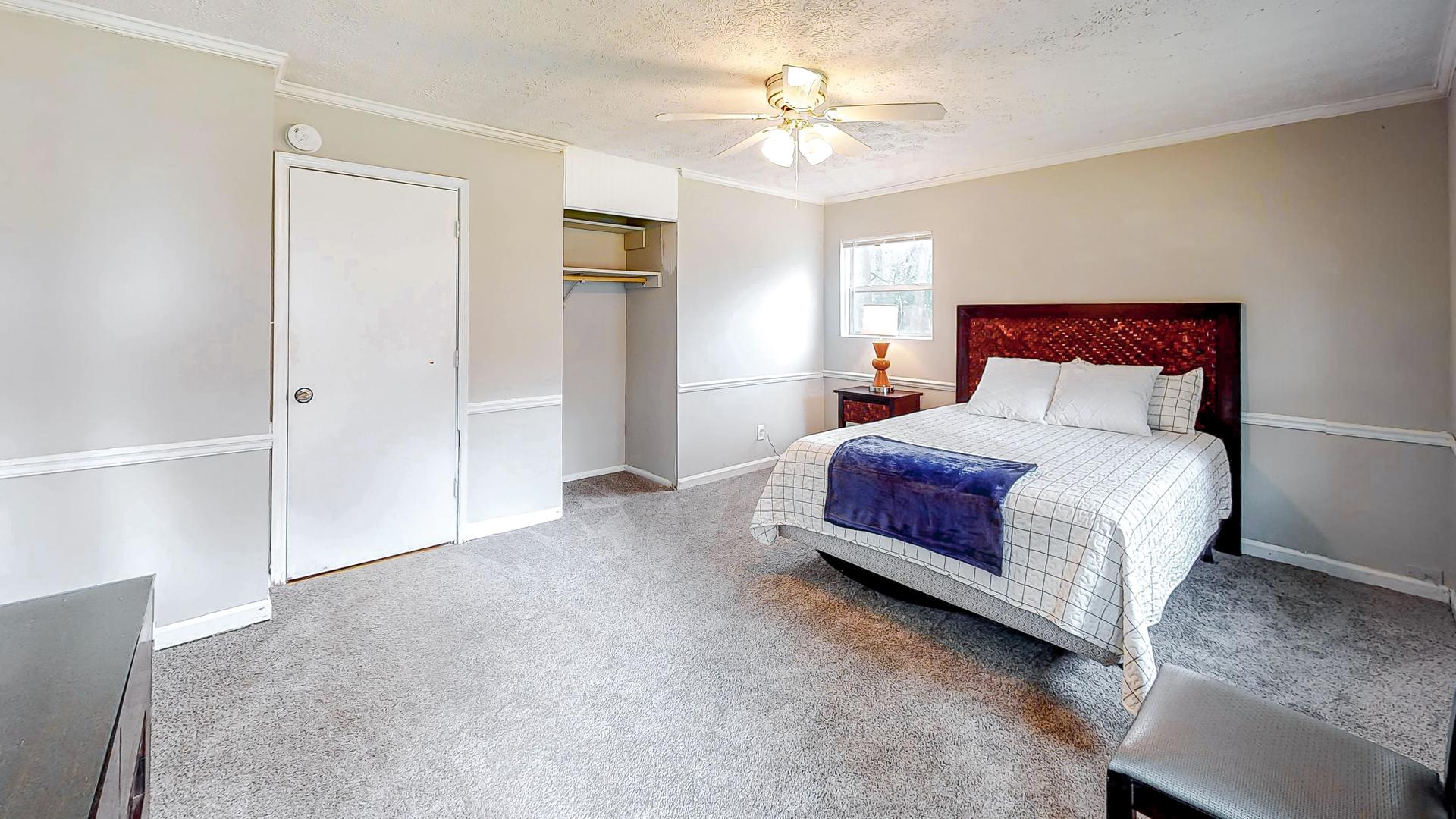 bedroom, detected: ceiling fan, bed