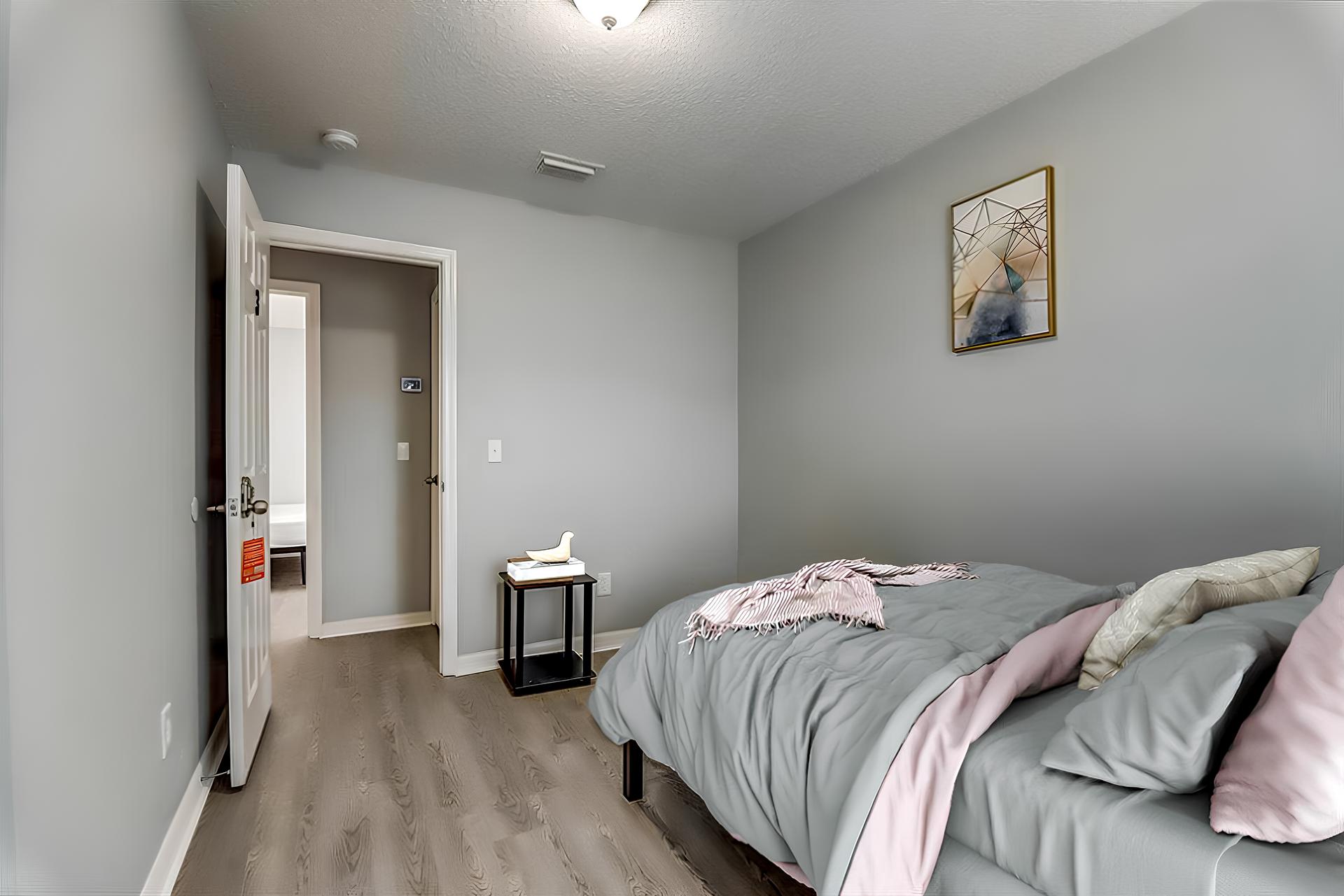 bedroom, detected: bed