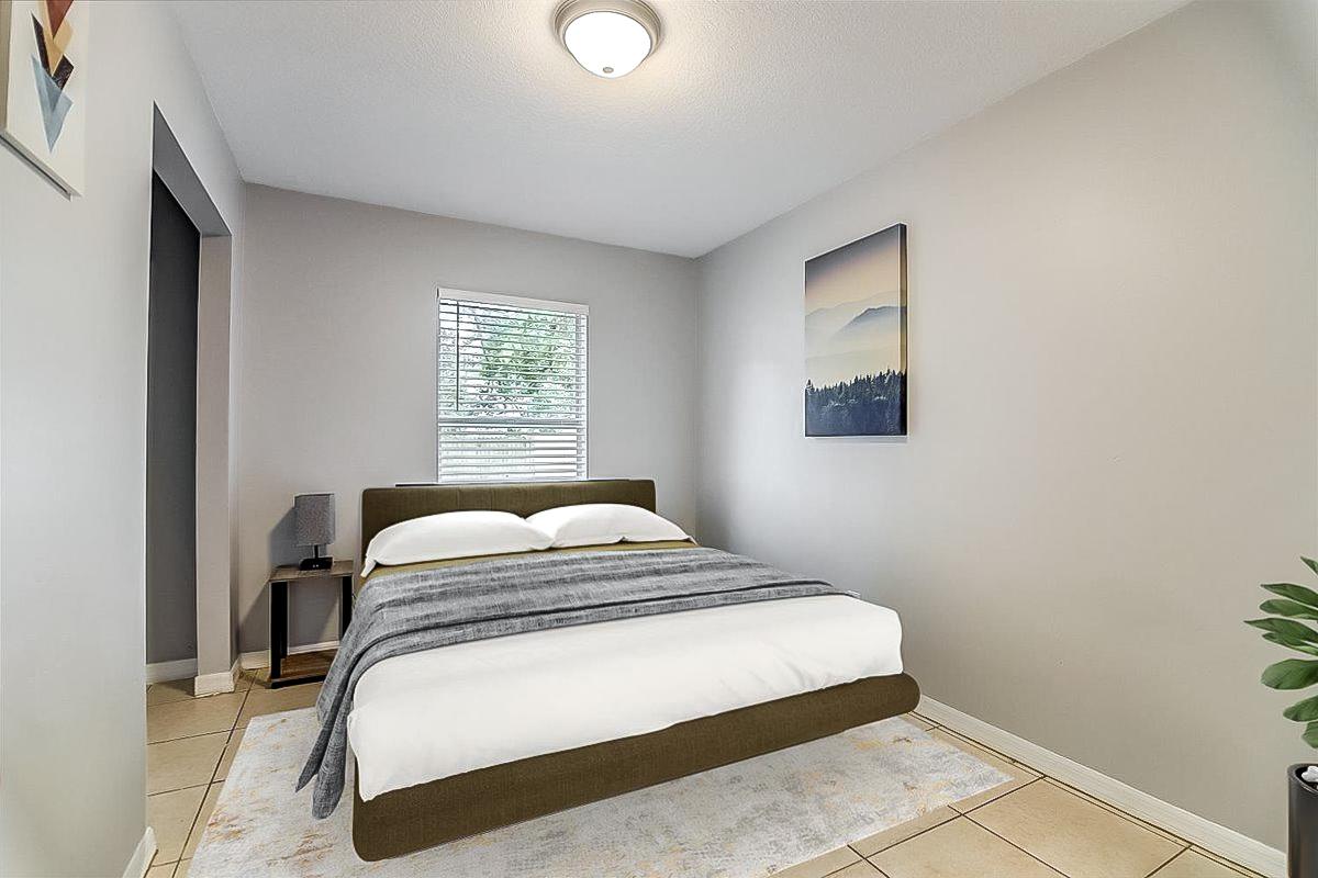 Disclaimer: This photo has been virtually staged. Not all furnishings seen will be included. Please view the virtual tour.