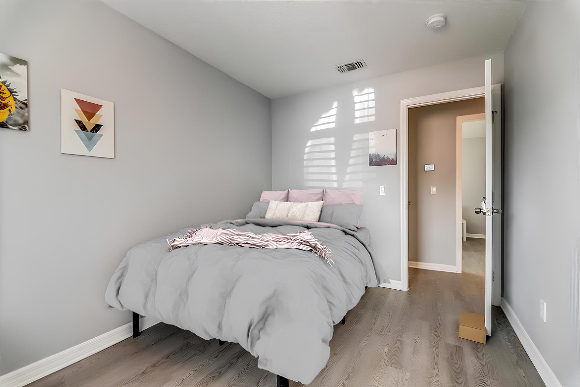 Disclaimer: This photo has been virtually staged. Not all furnishings seen will be included. Please view the virtual tour.