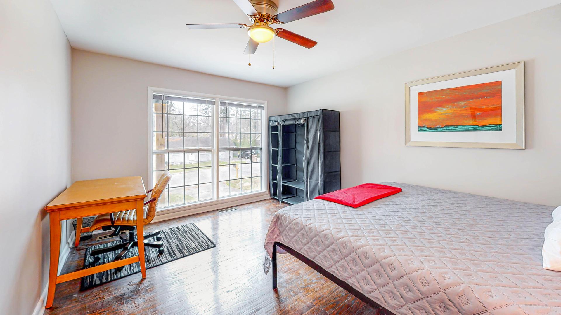 bedroom, detected: ceiling fan, window blind, bed