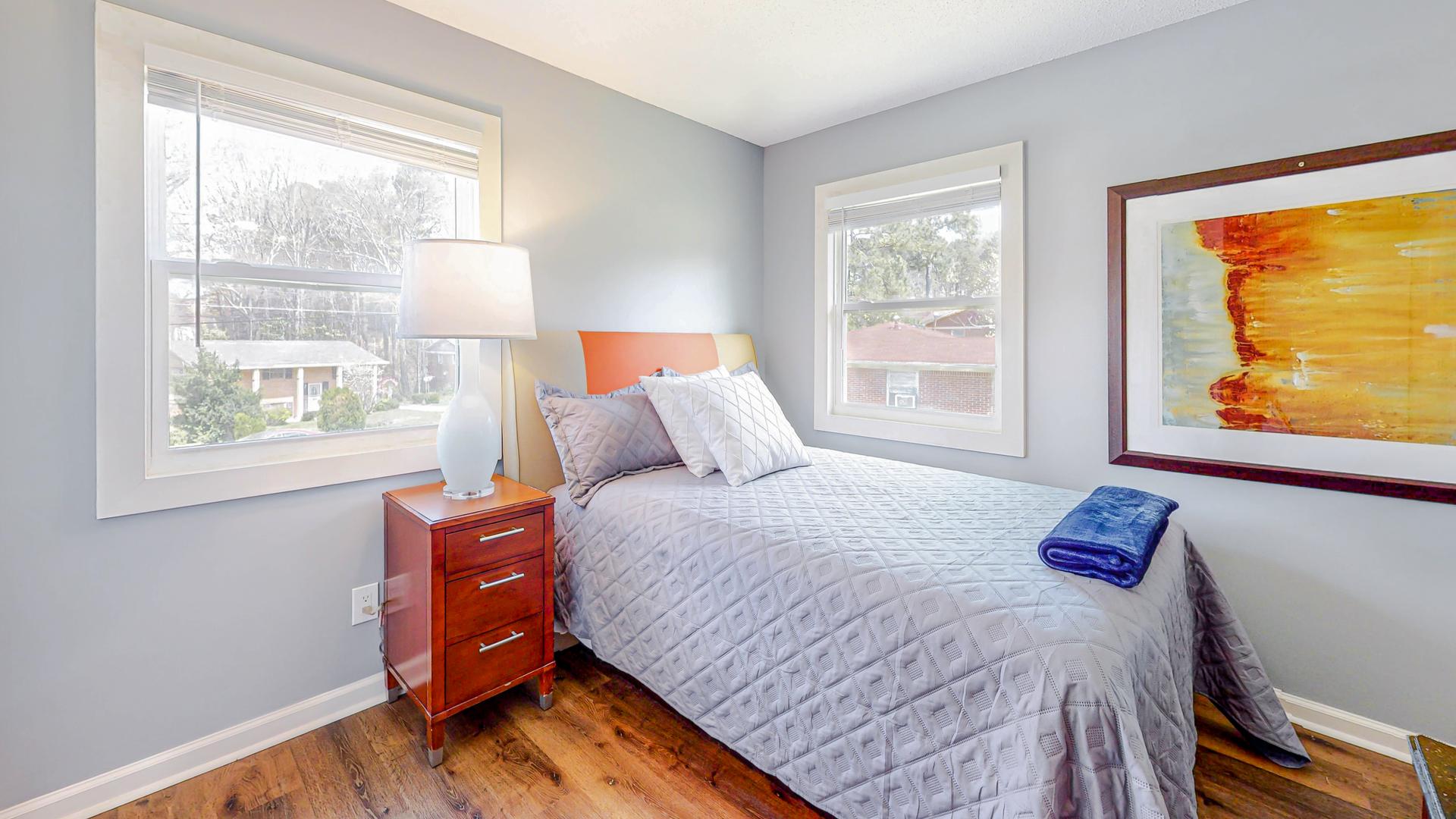 bedroom, detected: bed, window blind