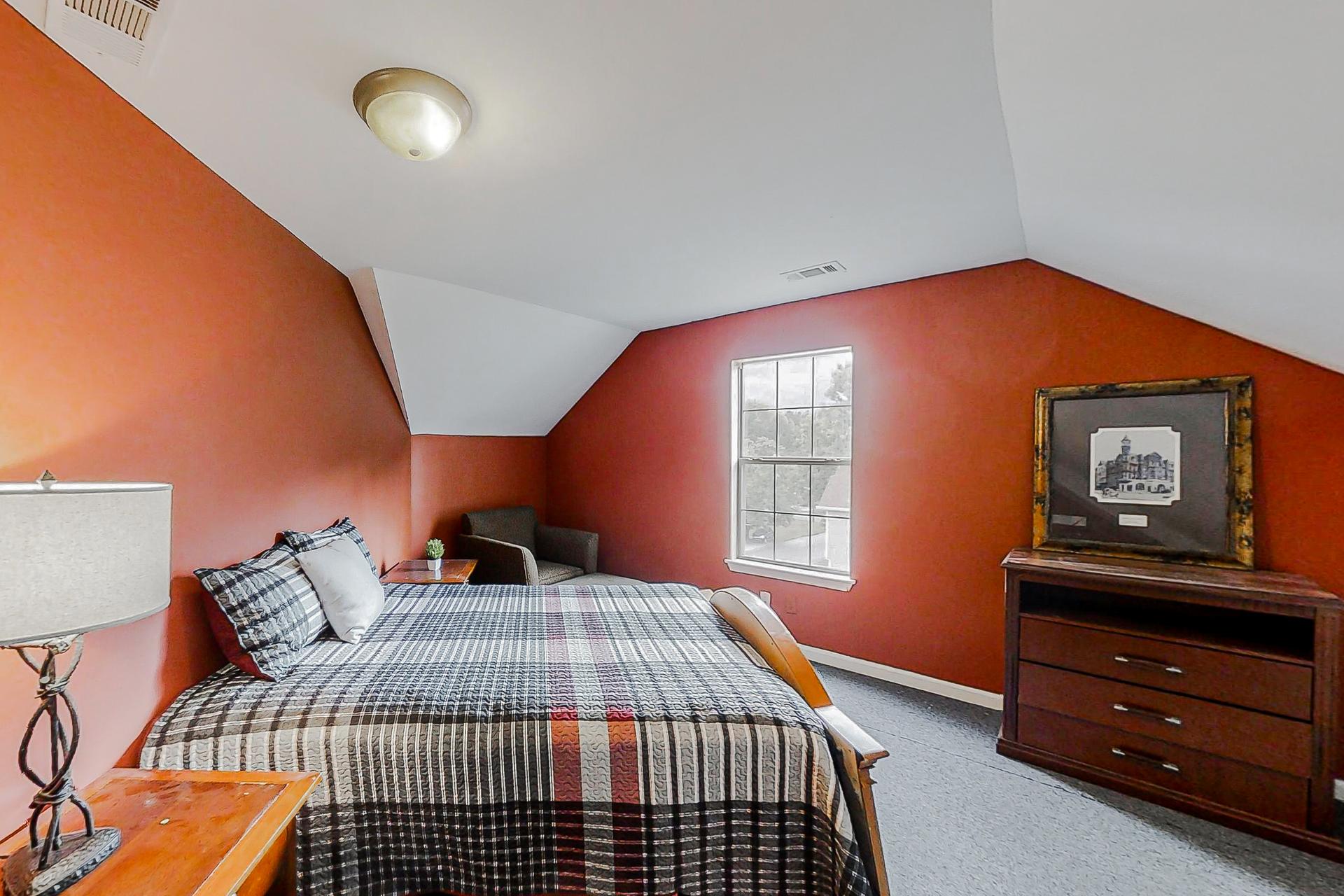 bedroom, detected: bed