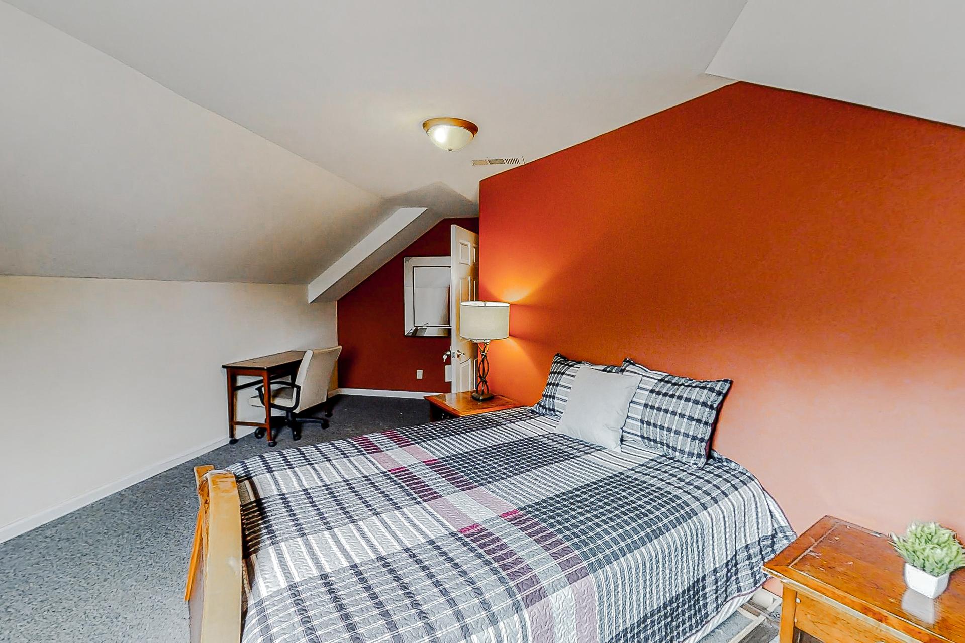 bedroom, detected: bed