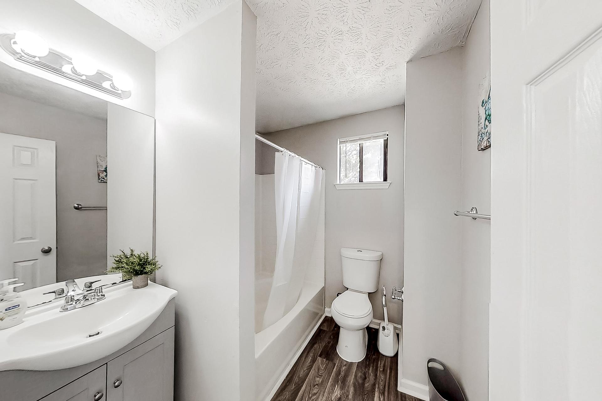 bathroom, detected:
