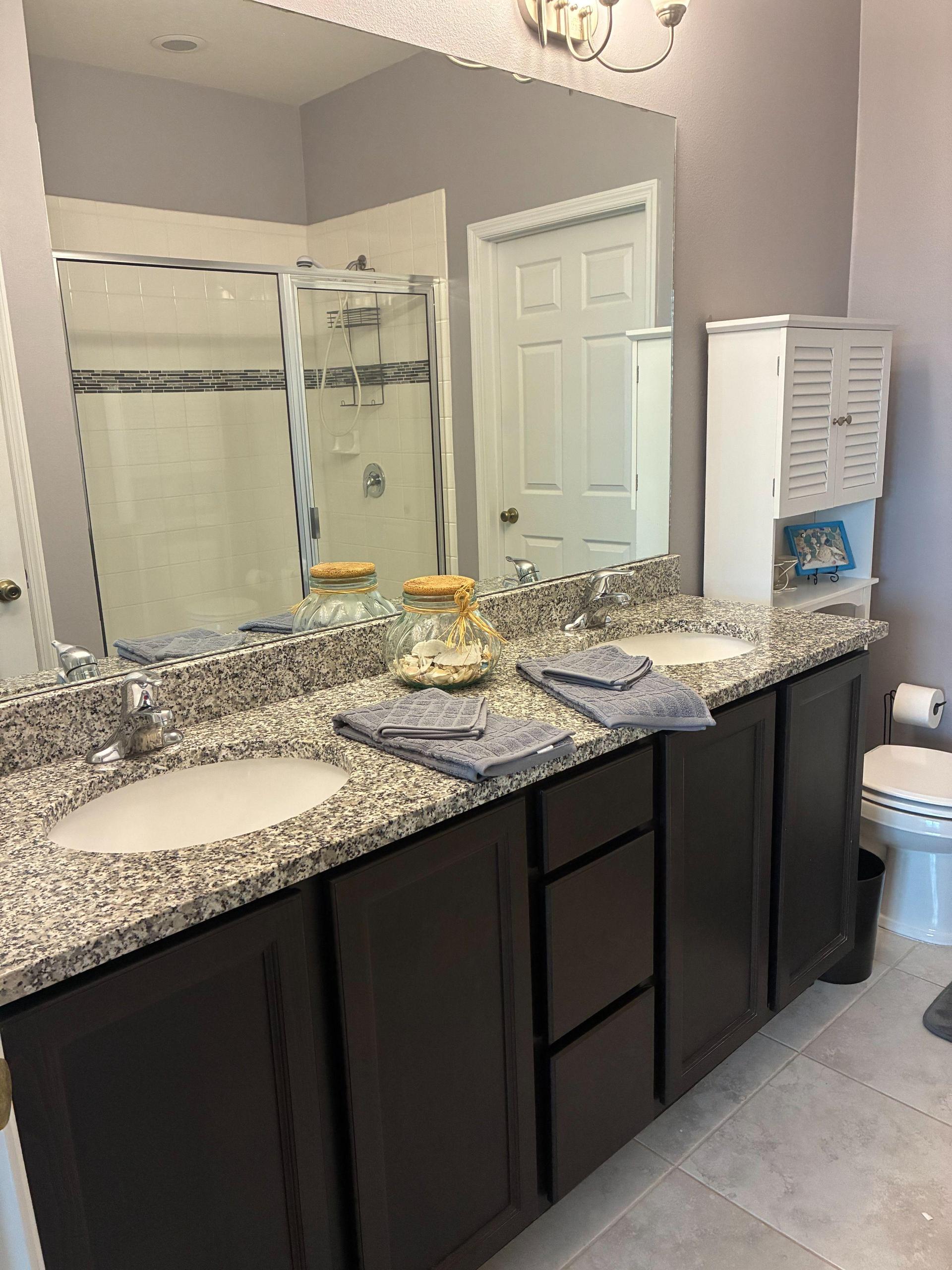 Room2: Bathroom