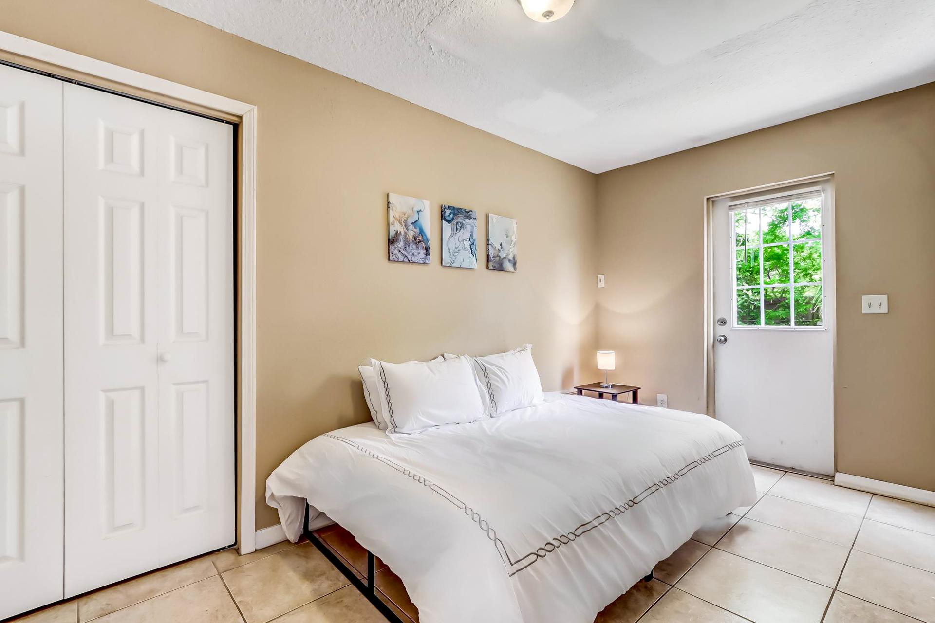 bedroom, detected: bed