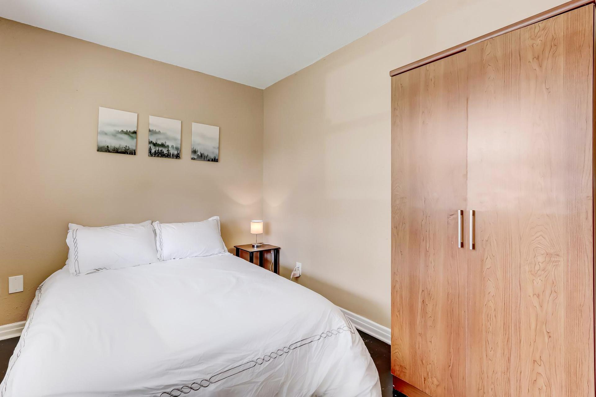 bedroom, detected: bed