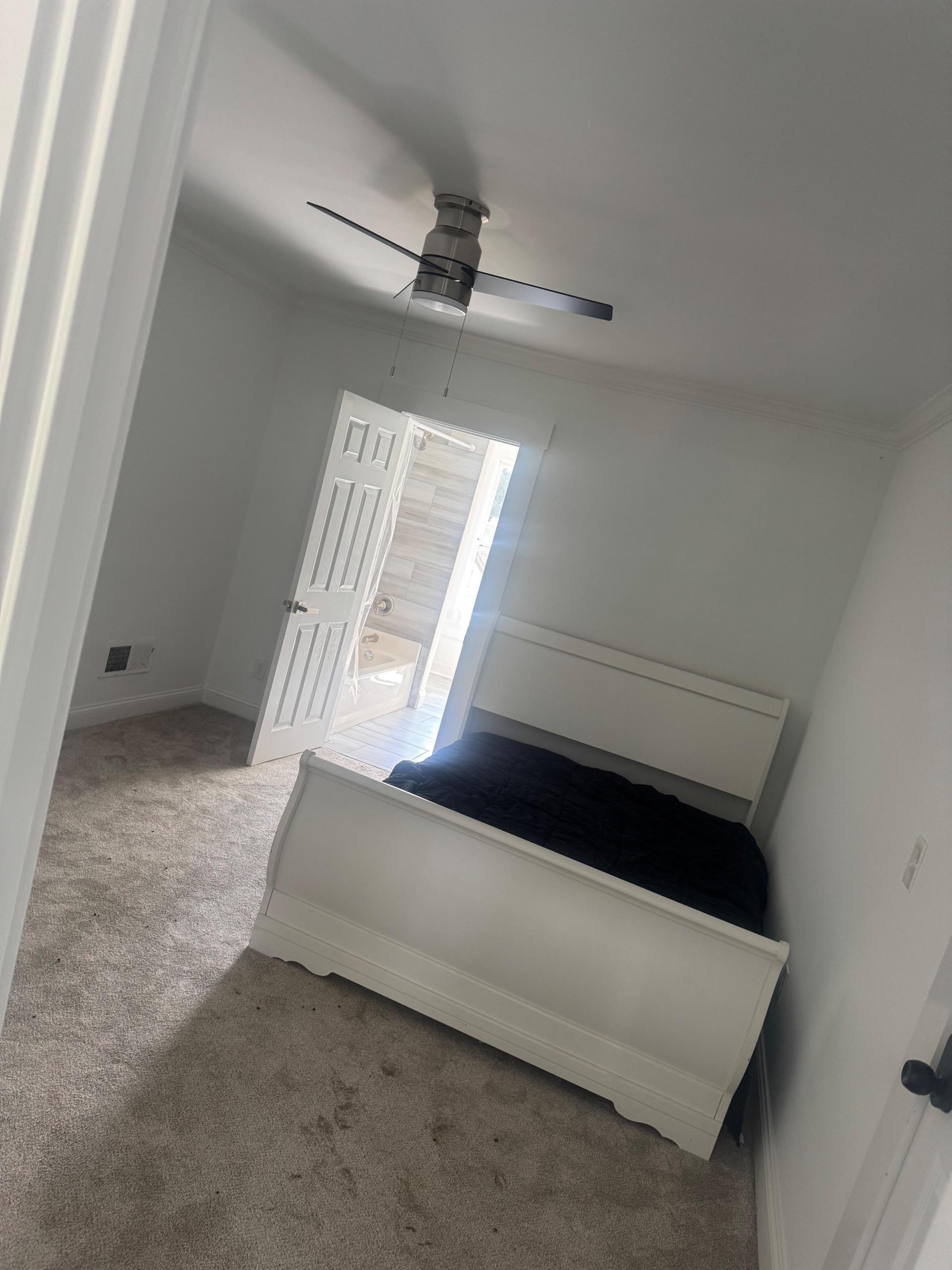 Queen size bed