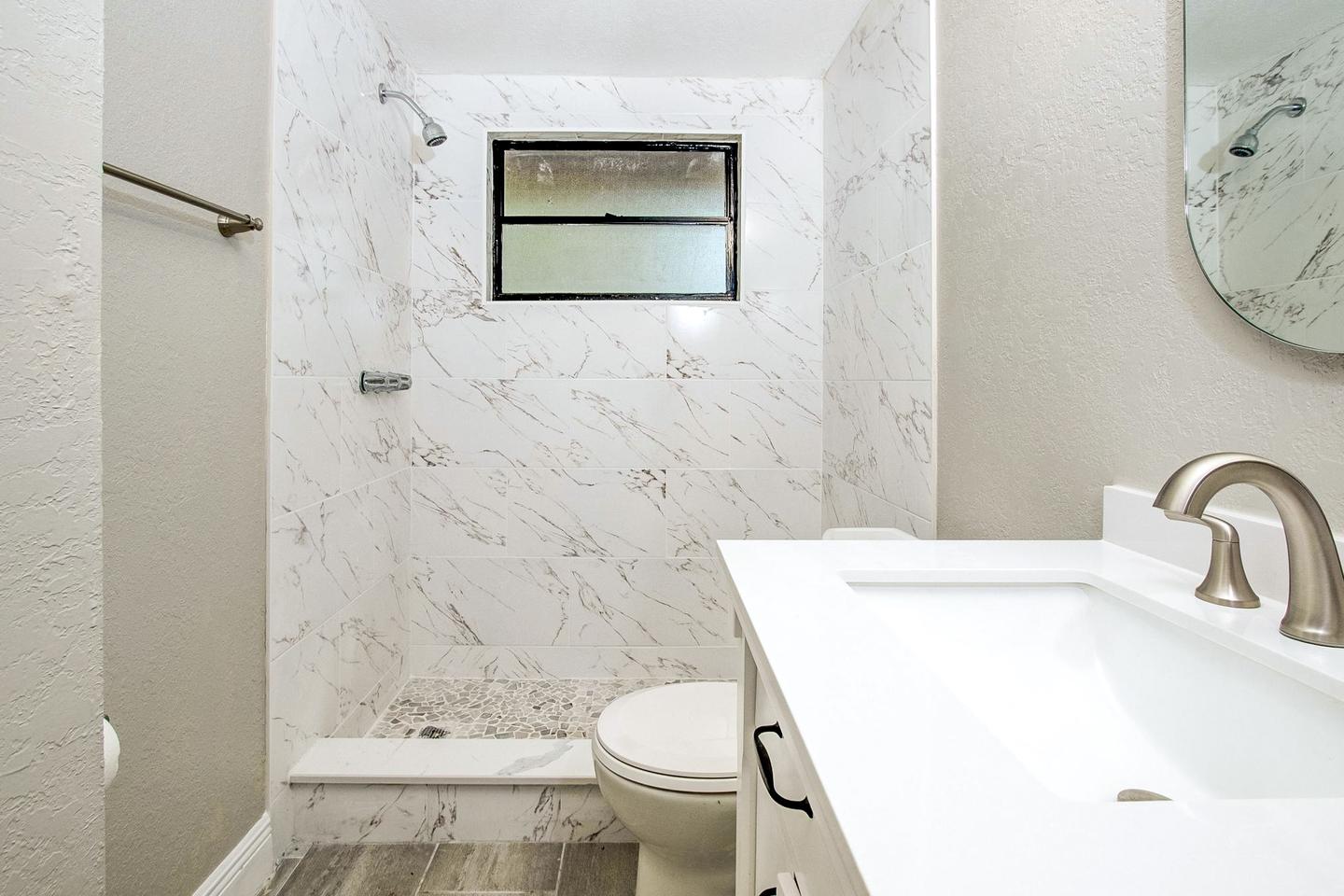 Bathroom(s)