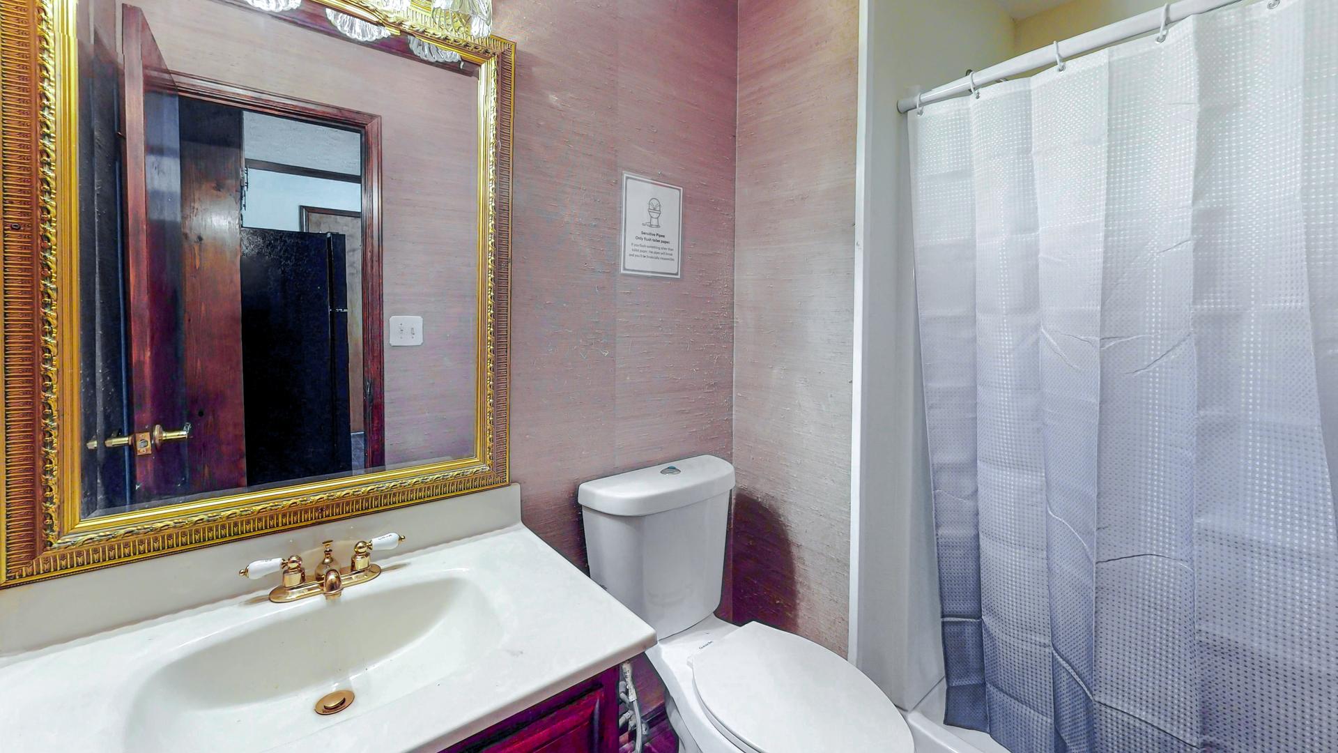 Bathroom(s)