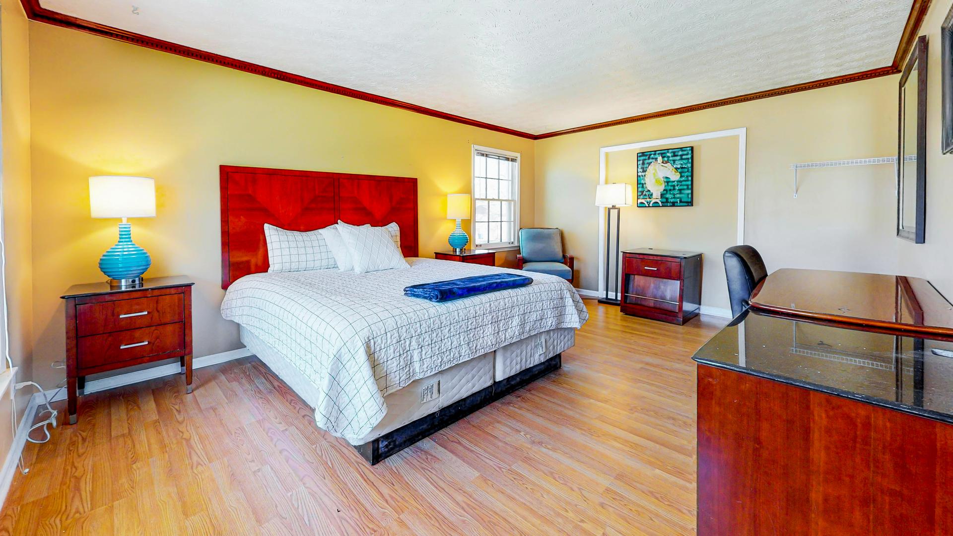 bedroom, detected: bed