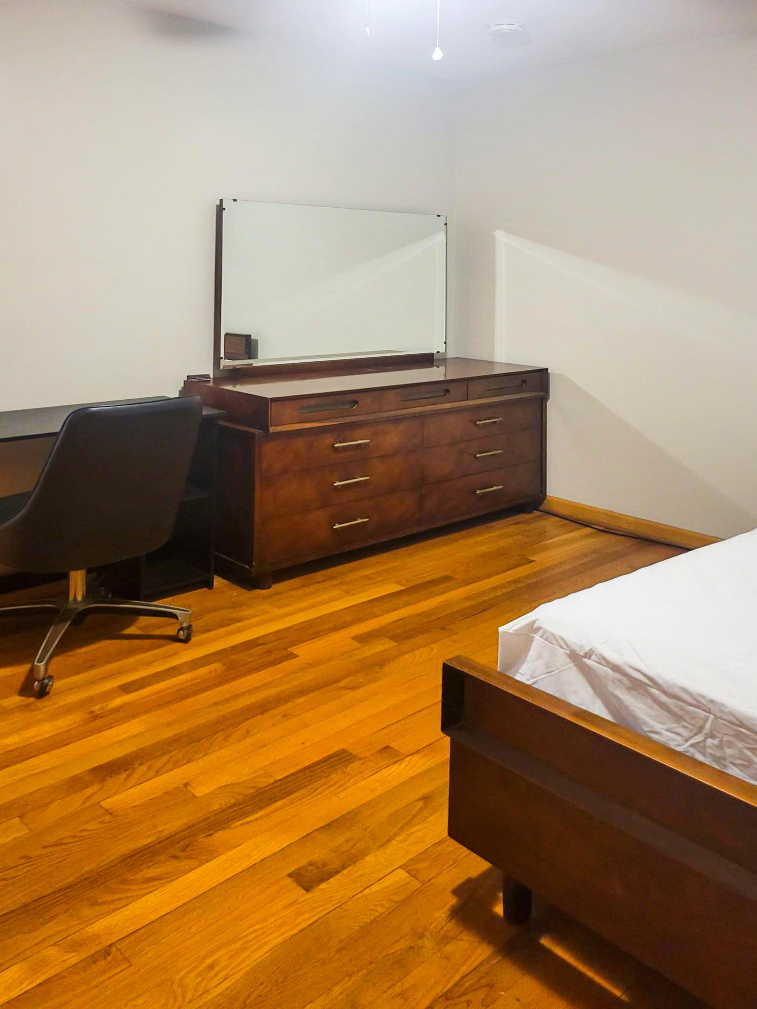 bedroom, detected: bed