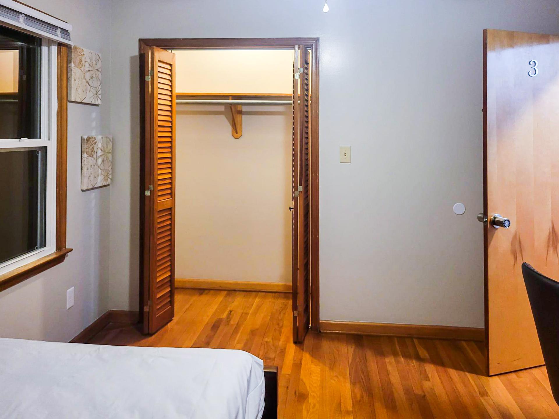 bedroom, detected: